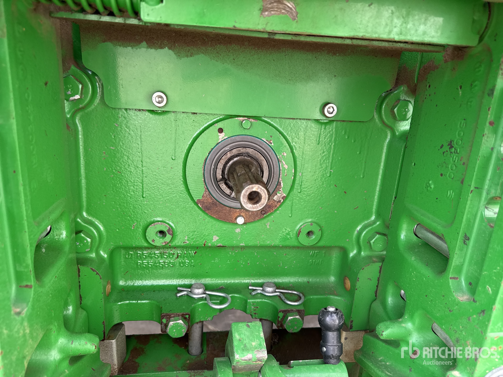 2022 John Deere 6215R