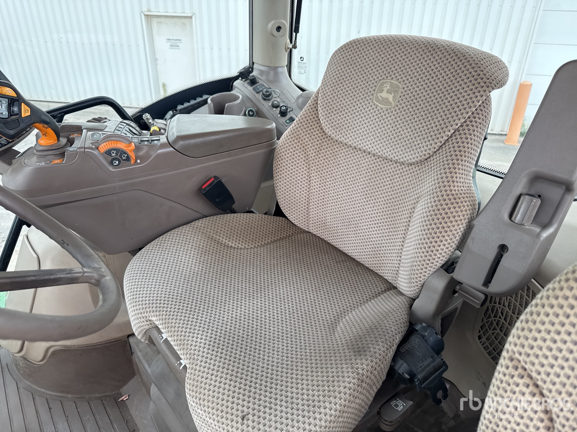 2018 John Deere 6250R