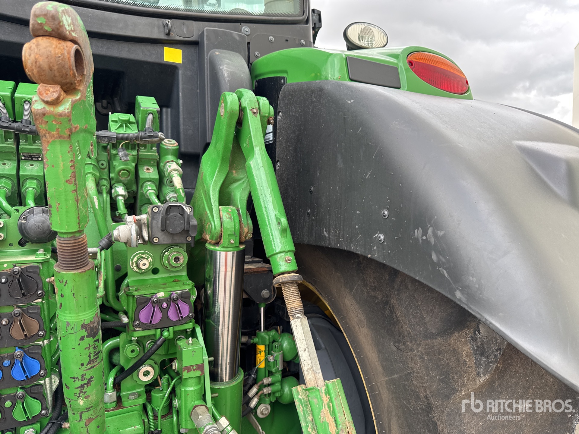 2018 John Deere 6250R