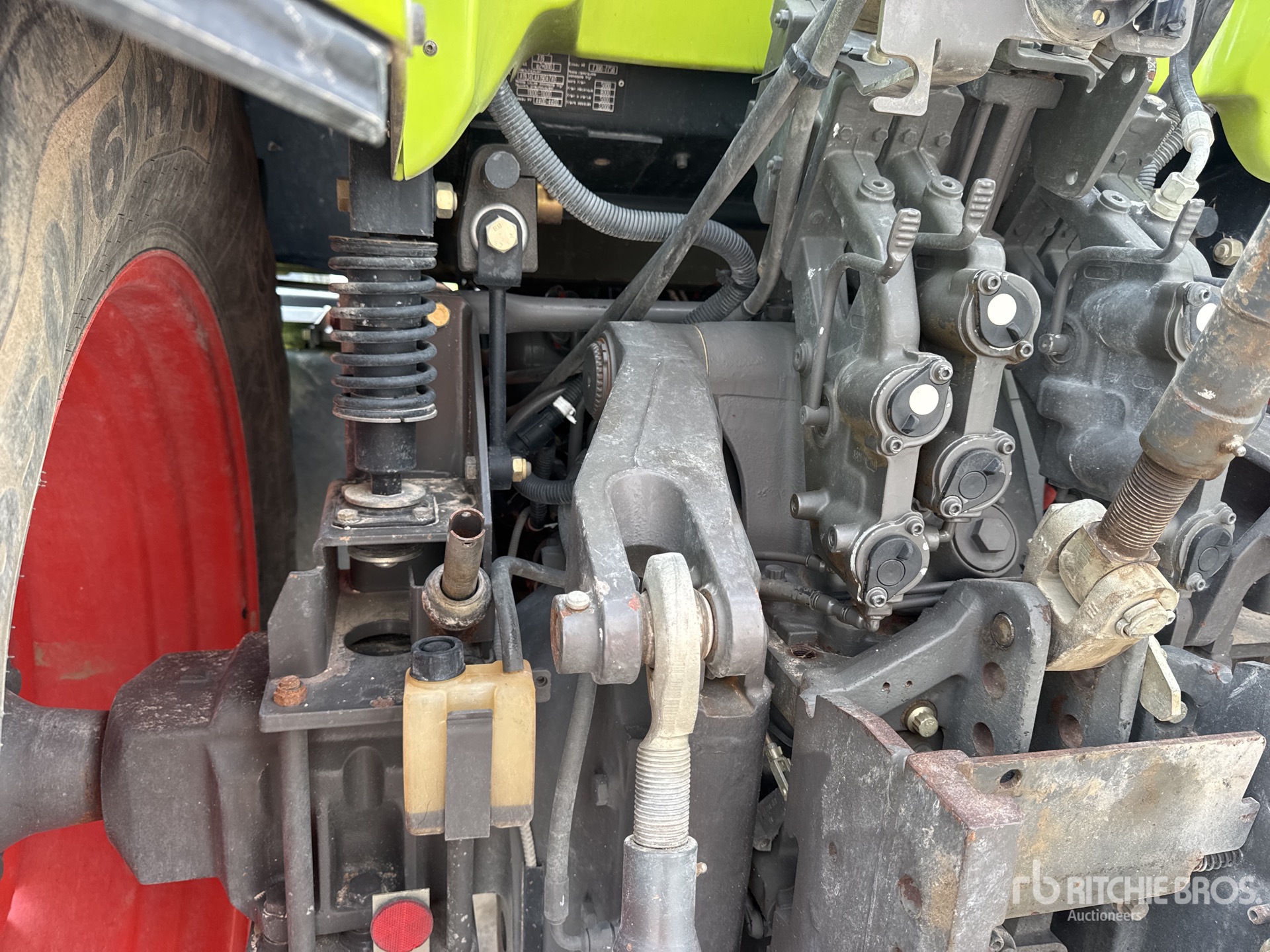2010 Claas ARION 640