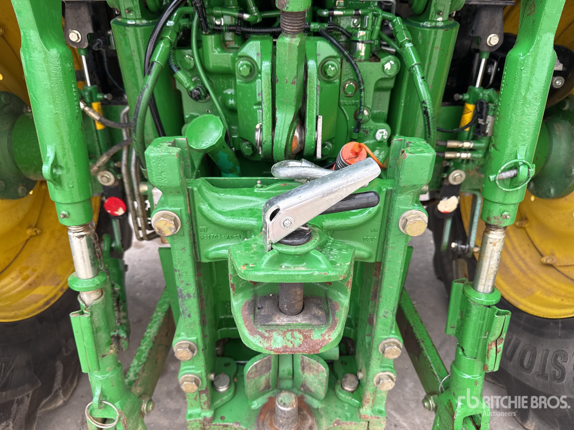 2015 John Deere 6150R