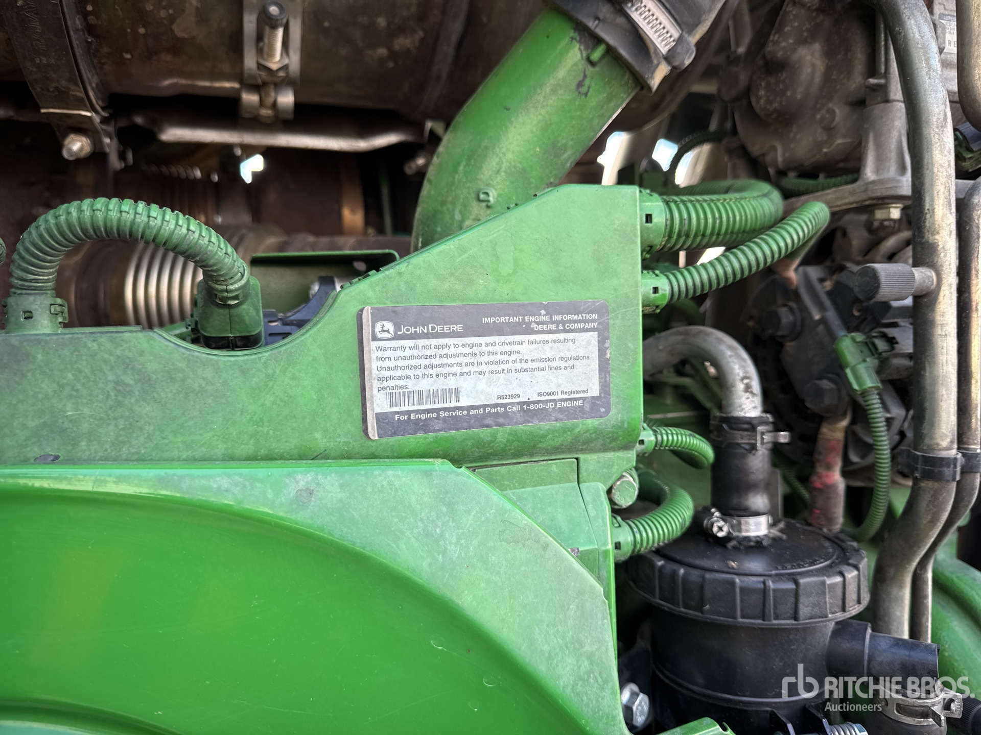 2016 John Deere 6195R