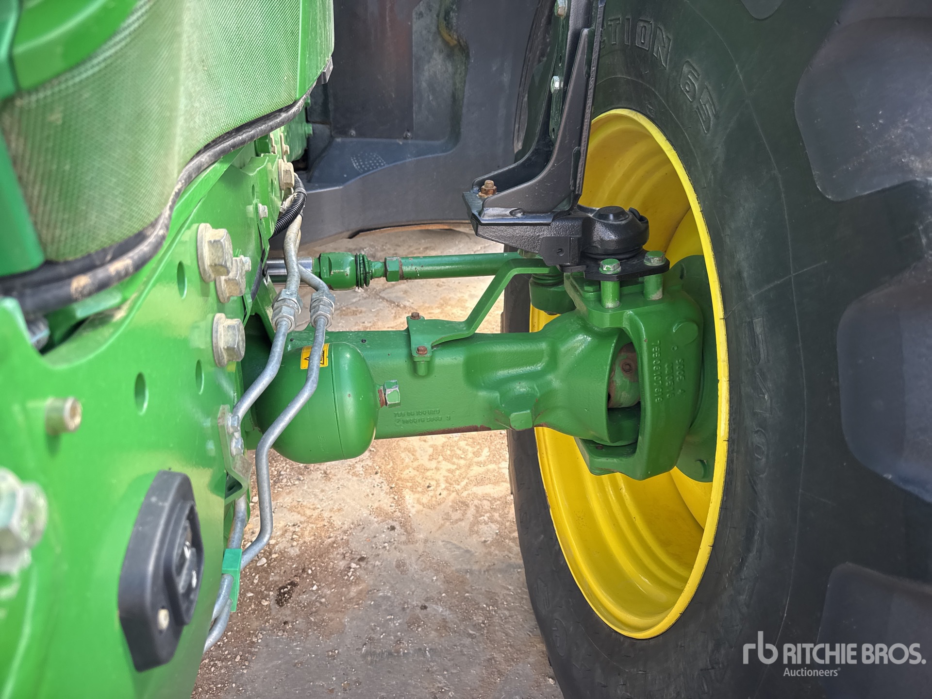 2016 John Deere 6195R