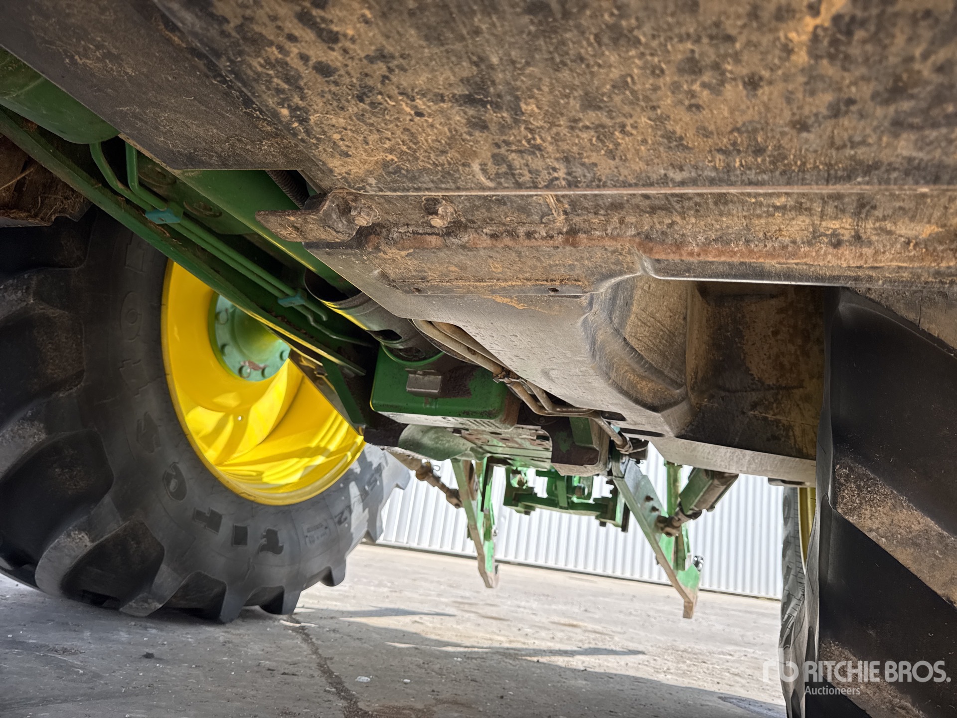 2016 John Deere 6195R