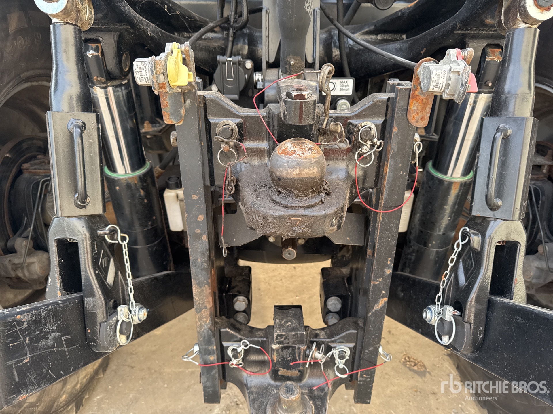 2019 JCB Fastrac 4220