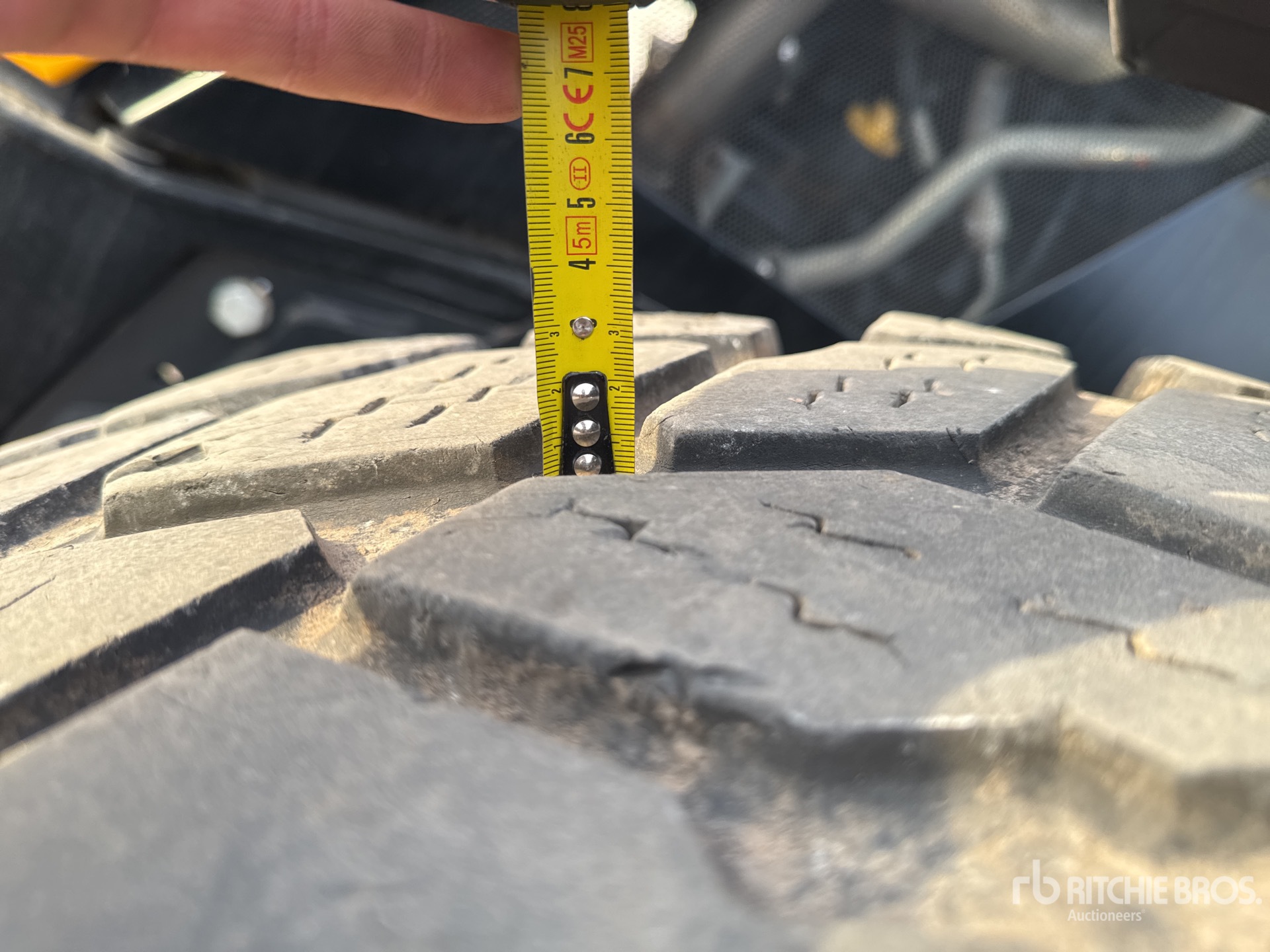 2019 JCB Fastrac 4220