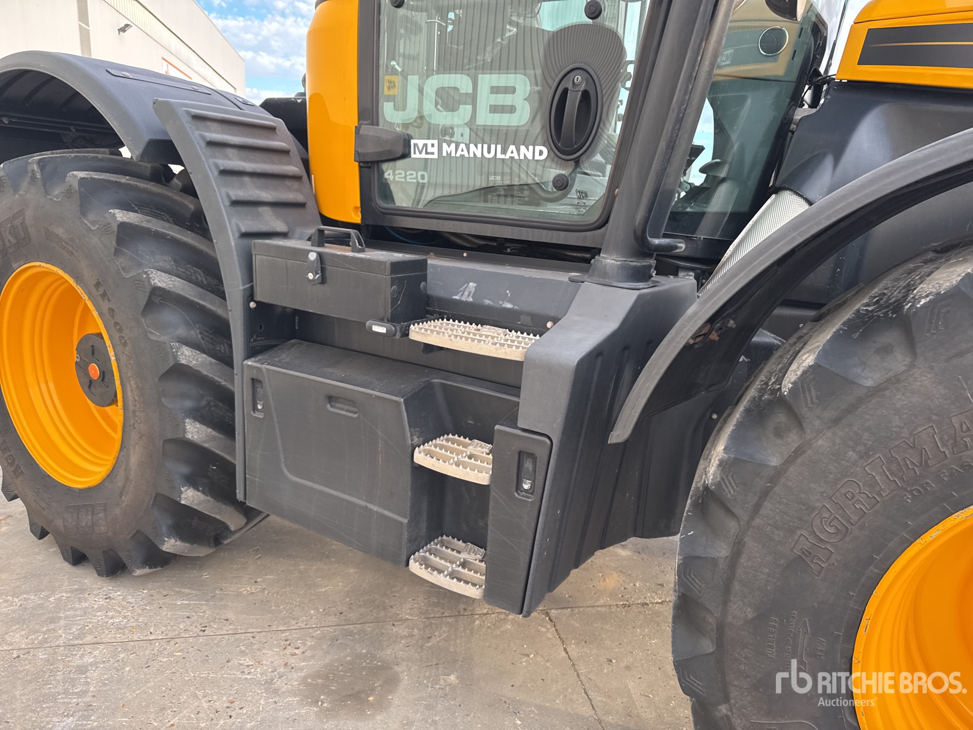 2019 JCB Fastrac 4220