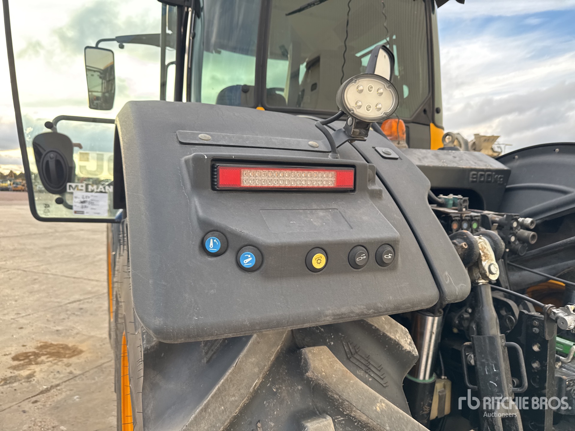 2019 JCB Fastrac 4220