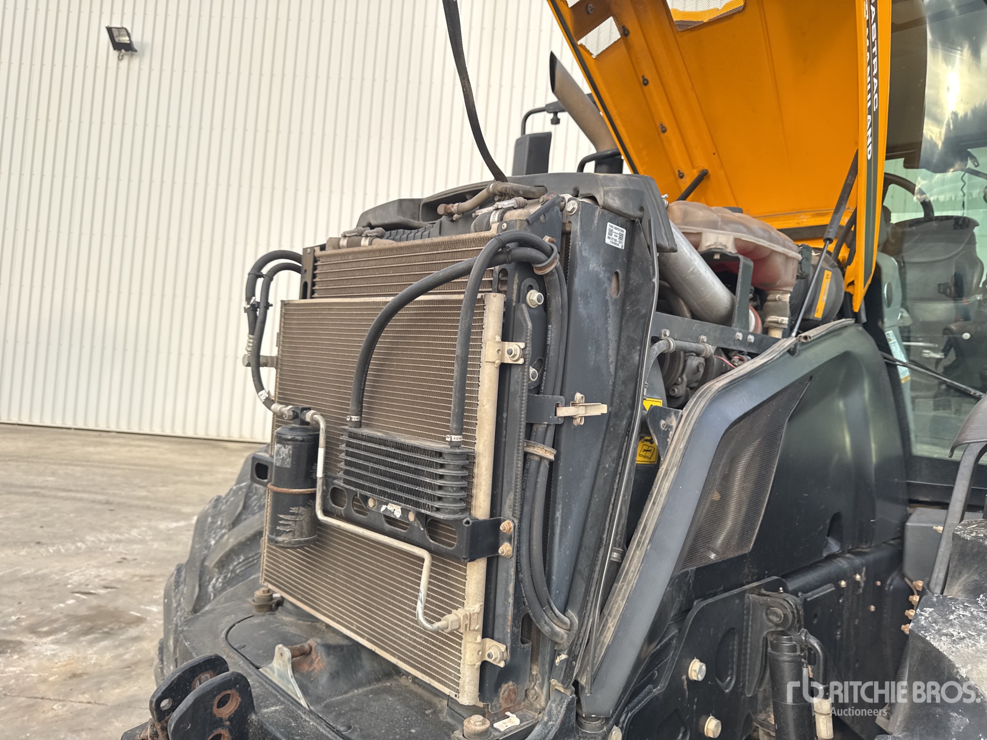 2019 JCB Fastrac 4220