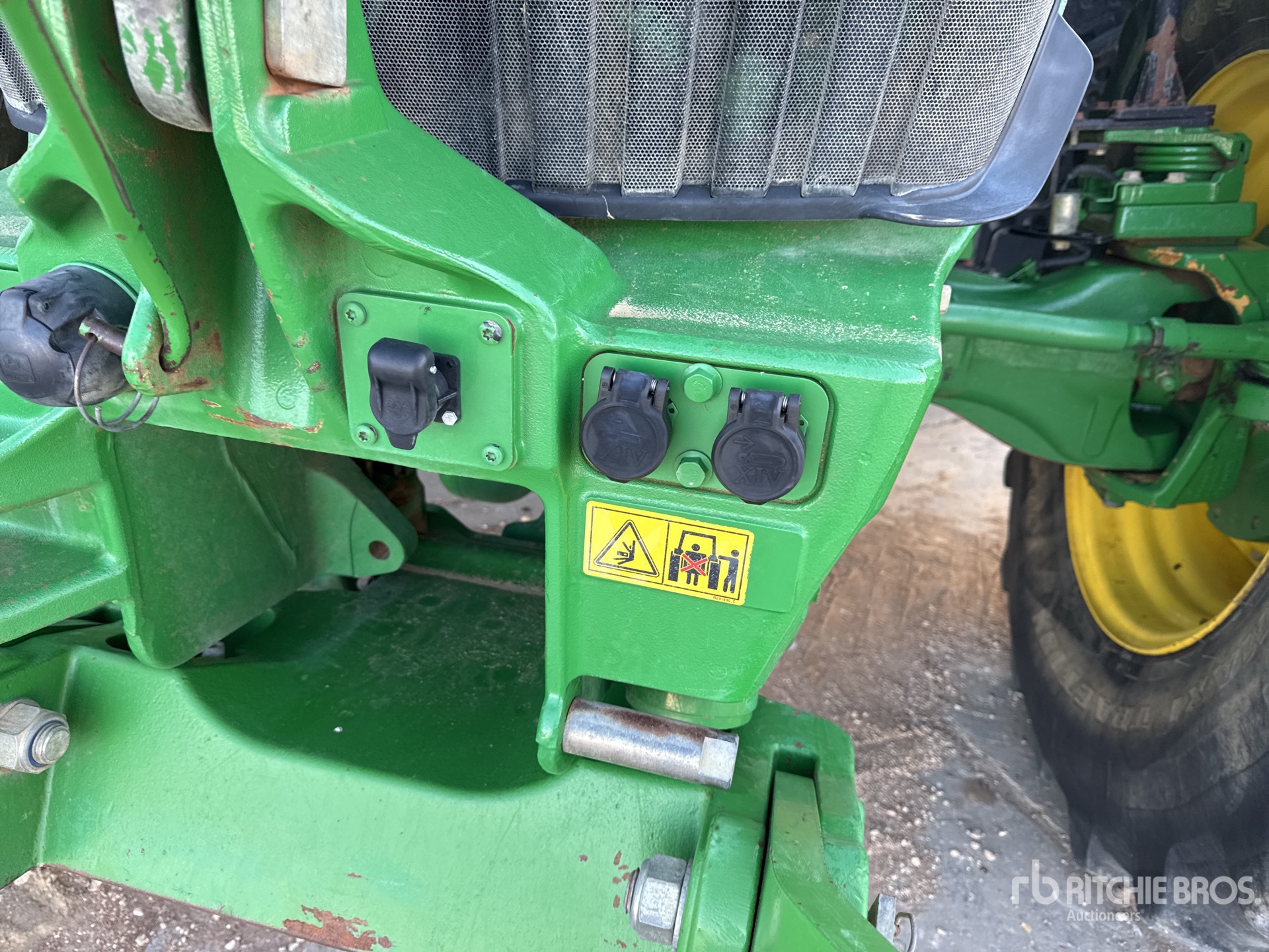2014 John Deere 7230R
