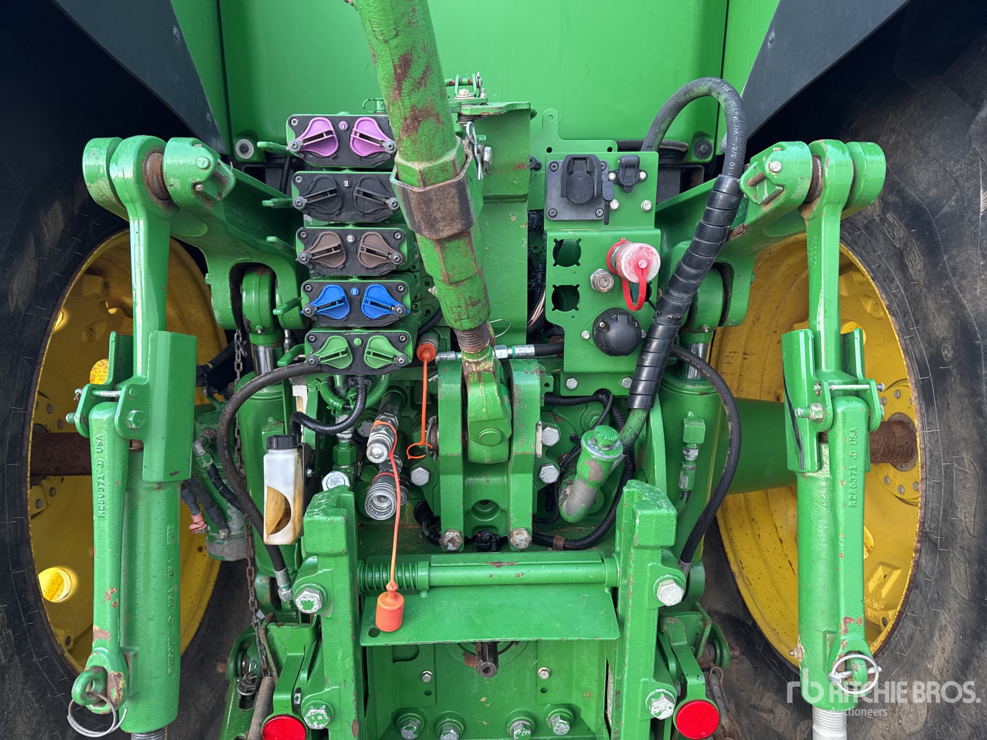 2014 John Deere 7230R