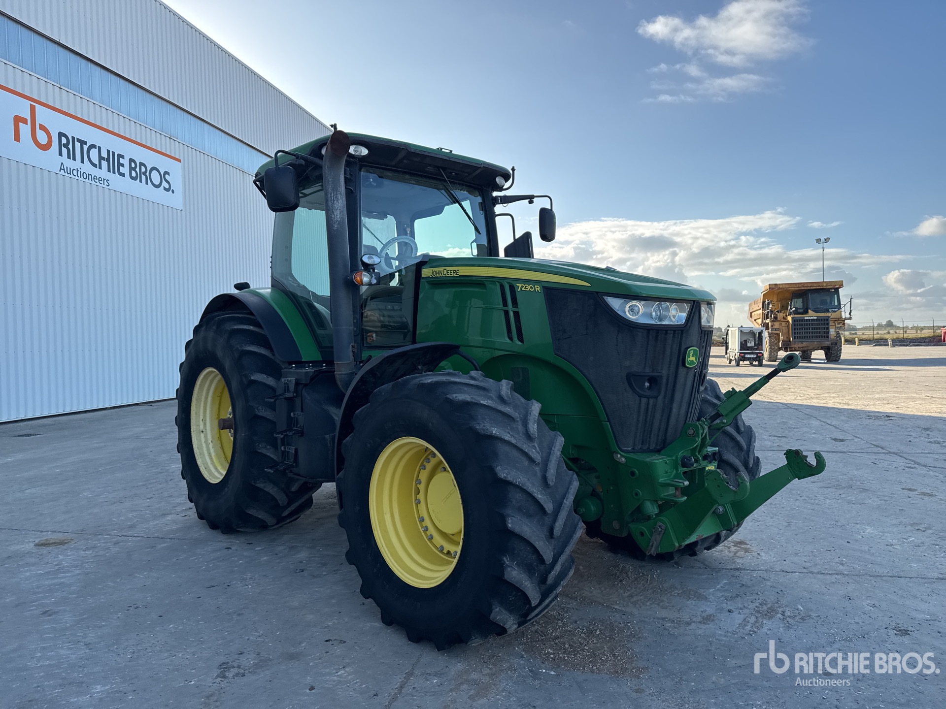 2014 John Deere 7230R