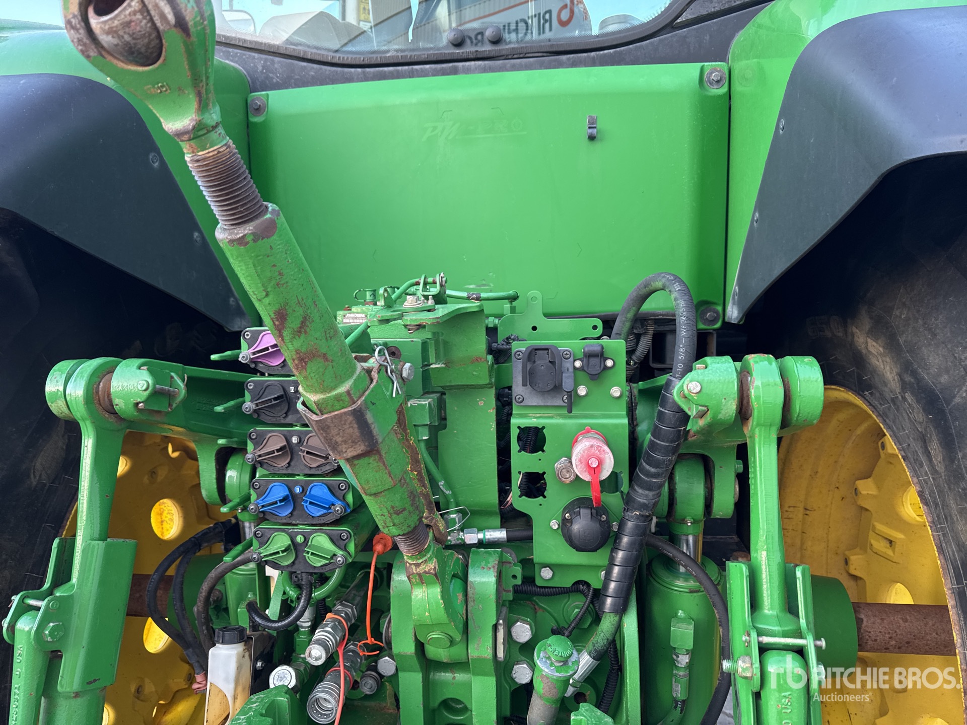 2014 John Deere 7230R
