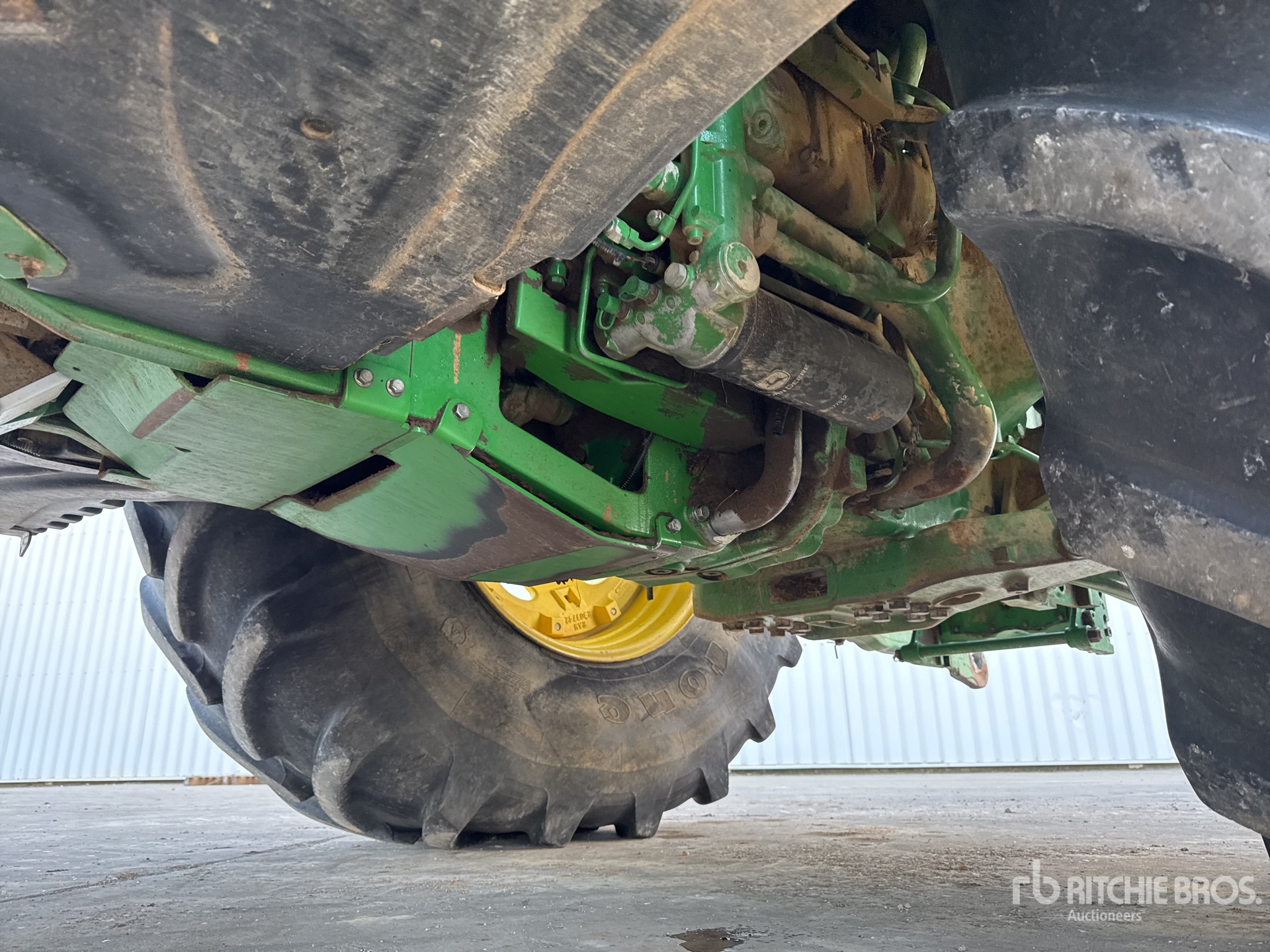 2014 John Deere 7230R