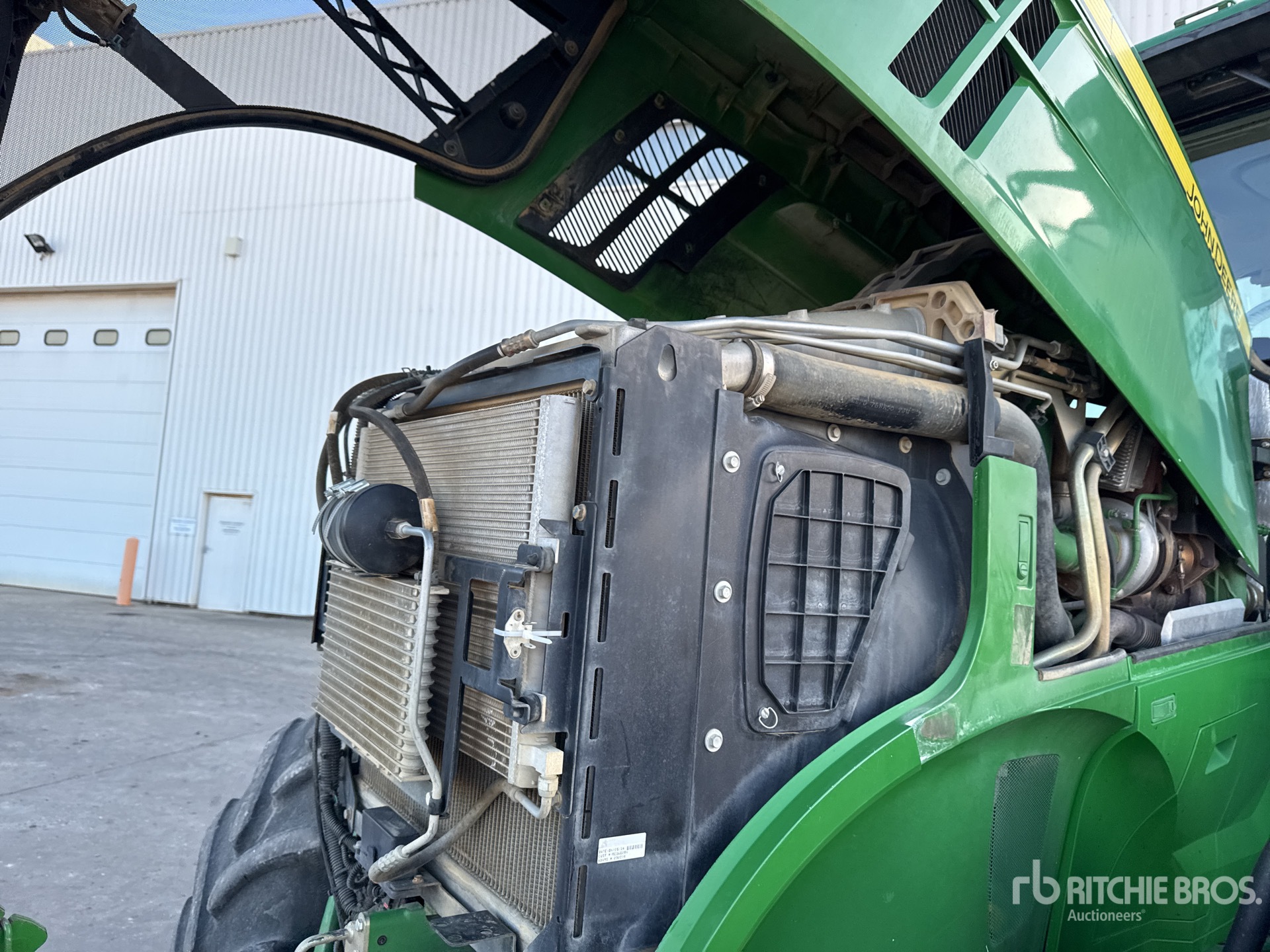 2014 John Deere 7230R