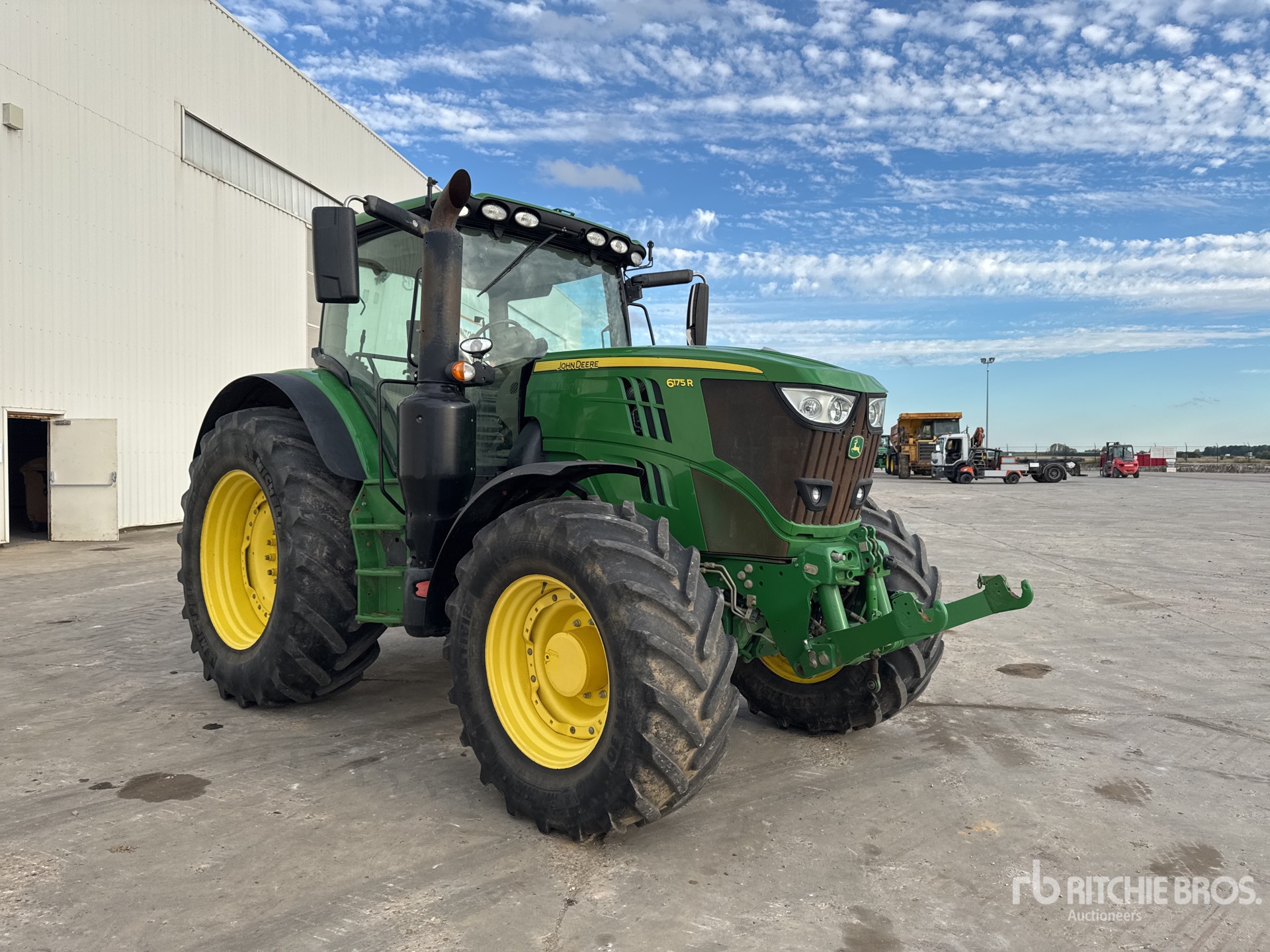2015 John Deere 6175R