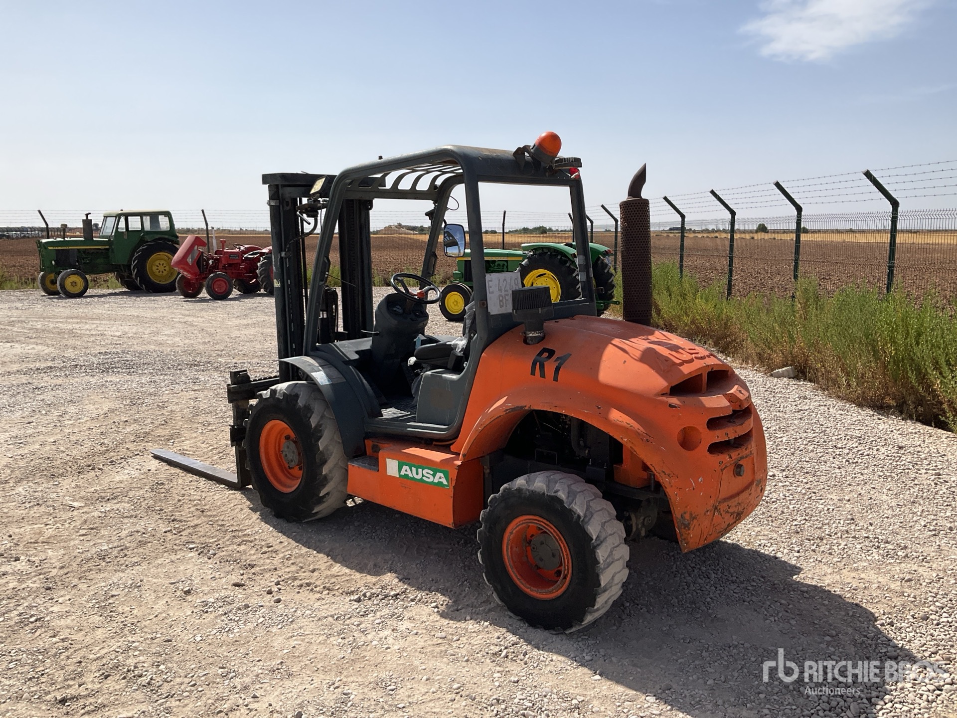 2007 Ausa C-200H X 4