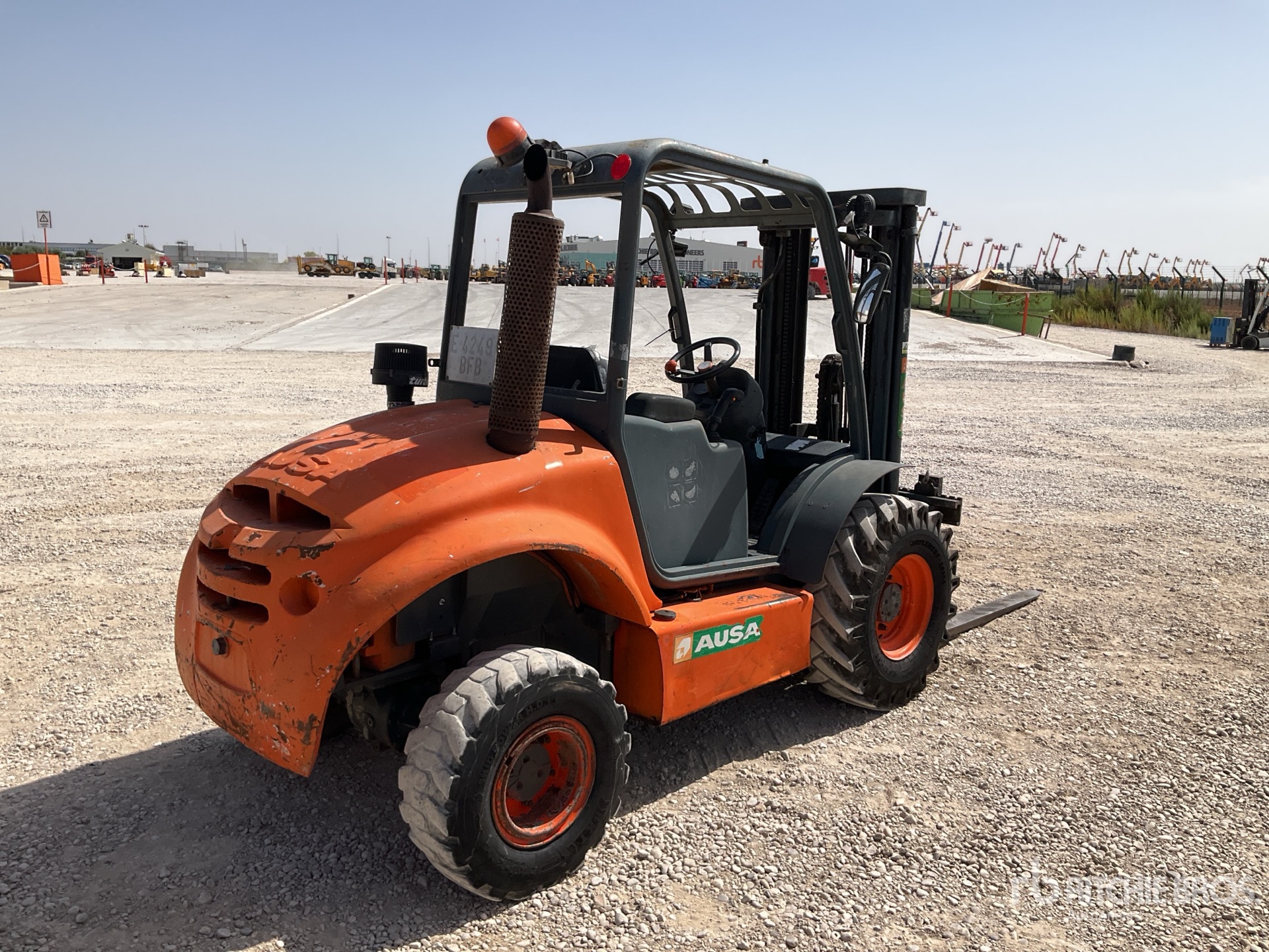 2007 Ausa C-200H X 4