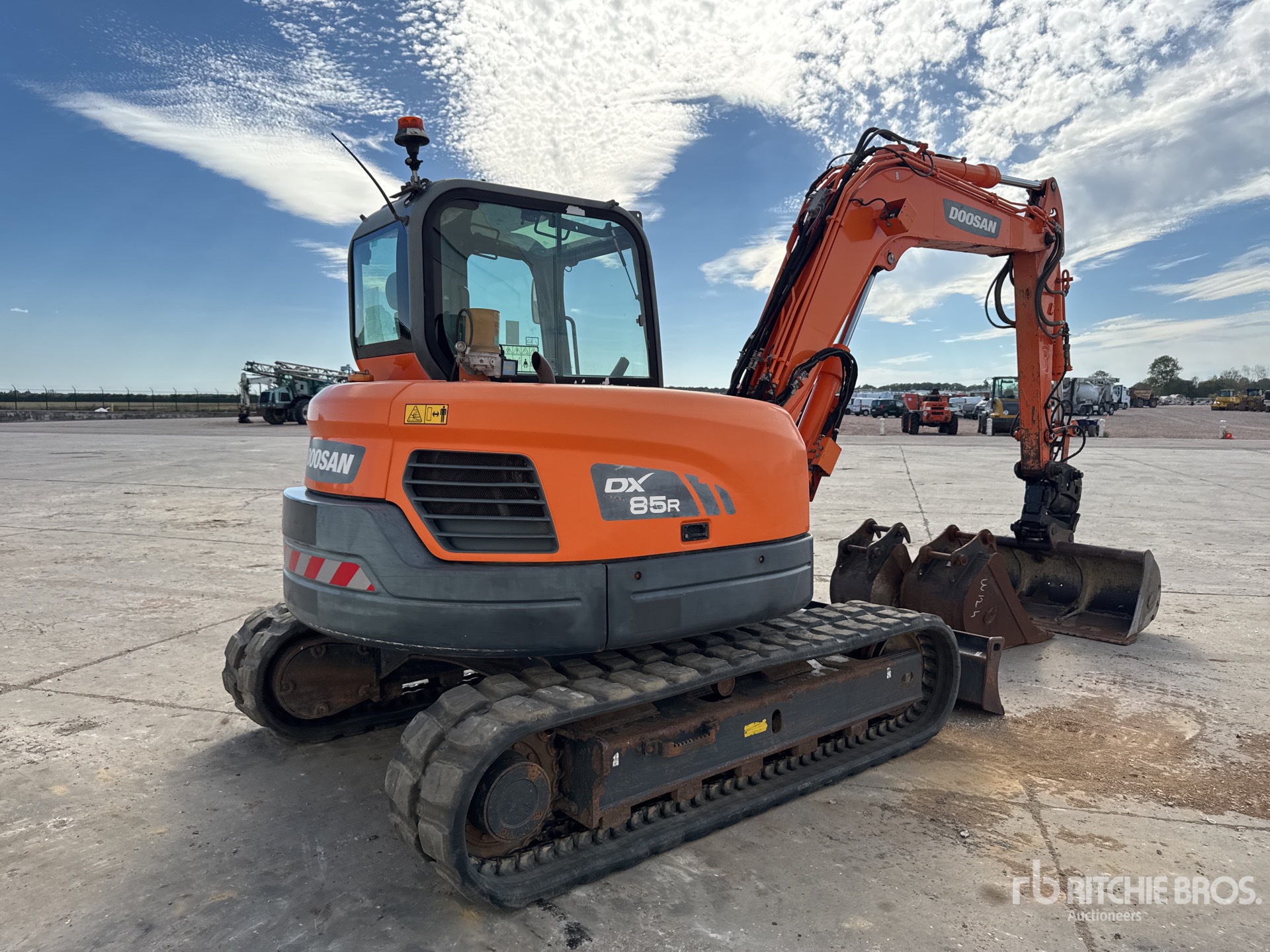 2019 Doosan DX85R-3