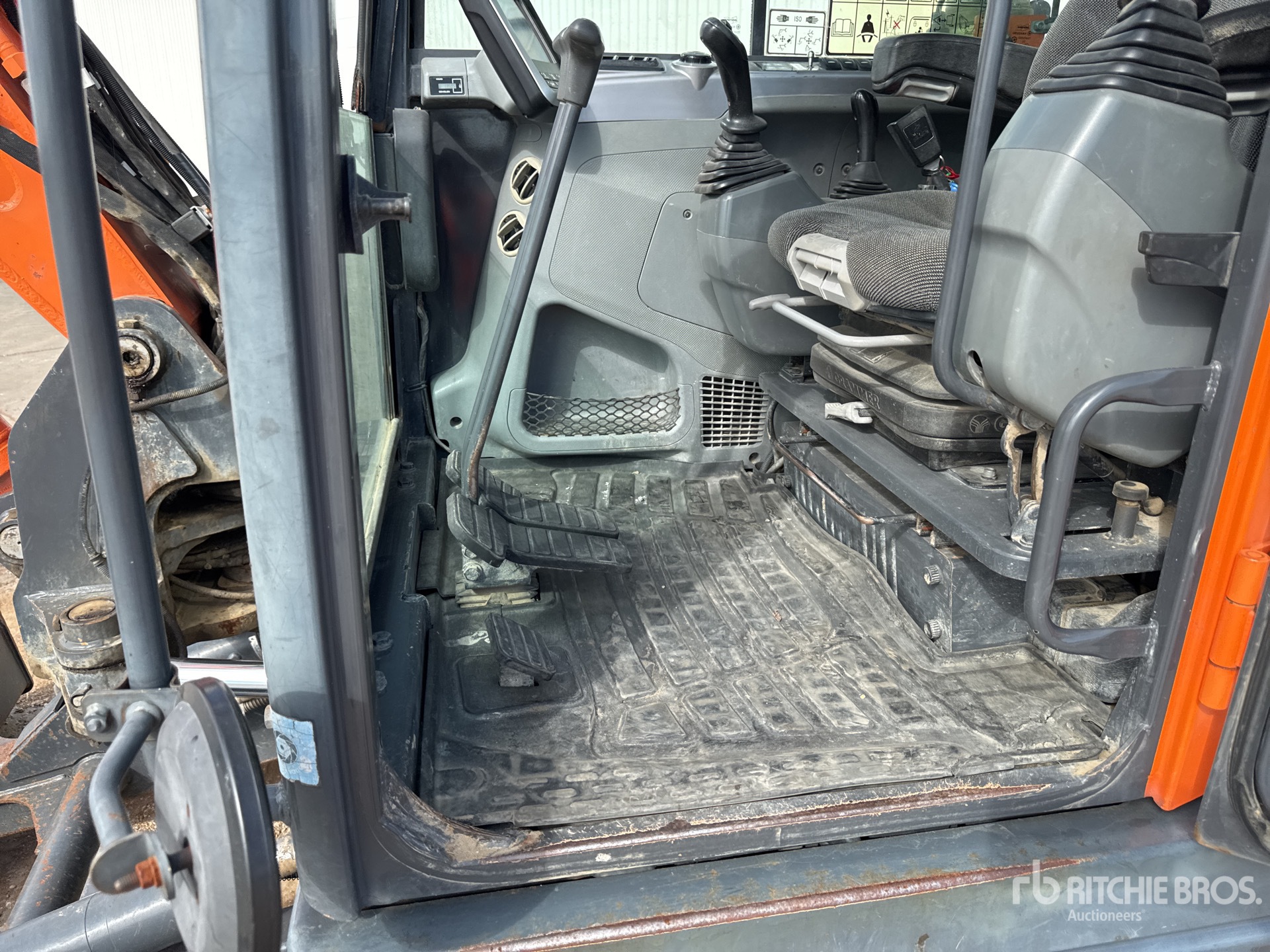2019 Doosan DX85R-3