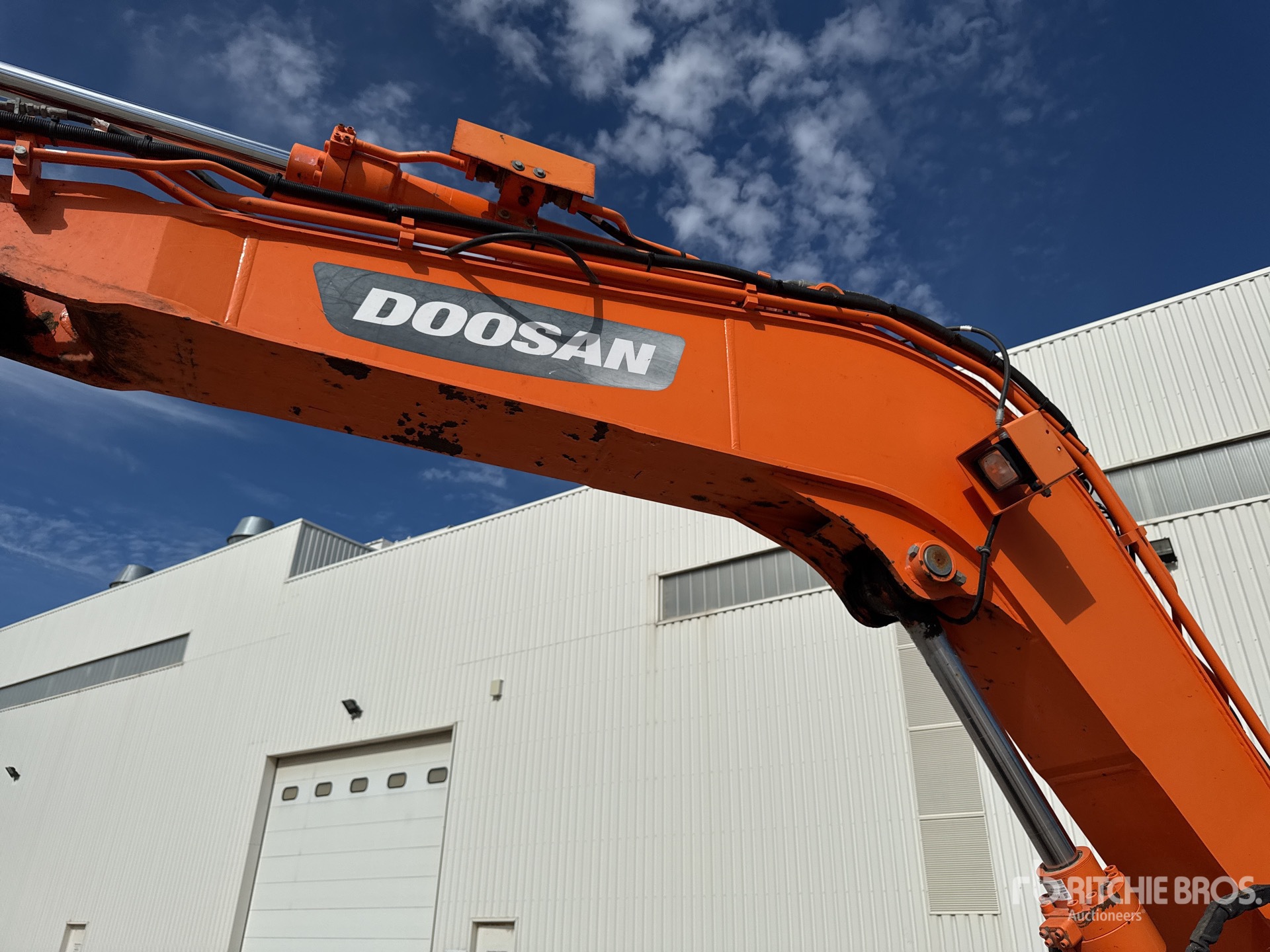 2019 Doosan DX85R-3