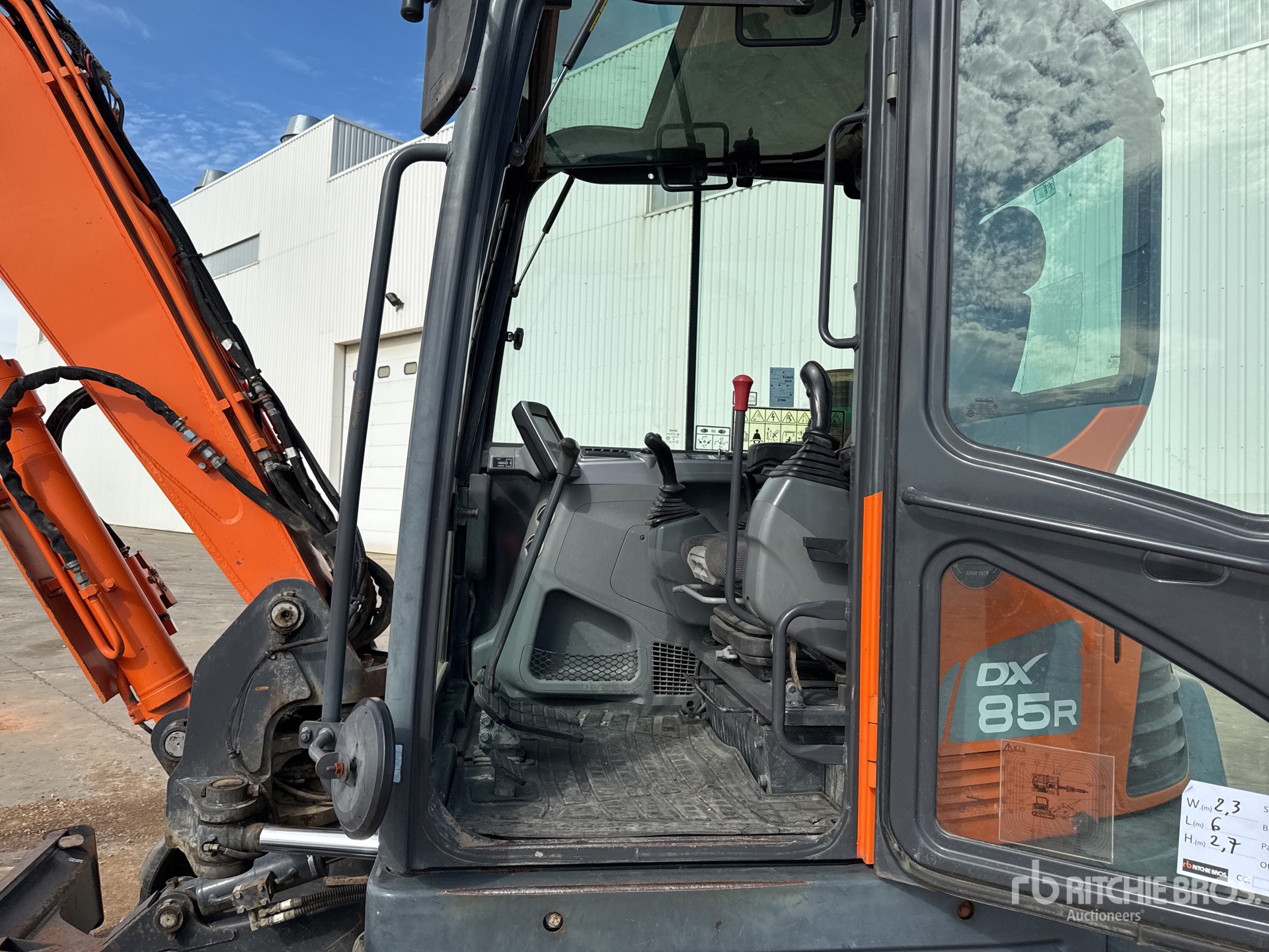 2019 Doosan DX85R-3