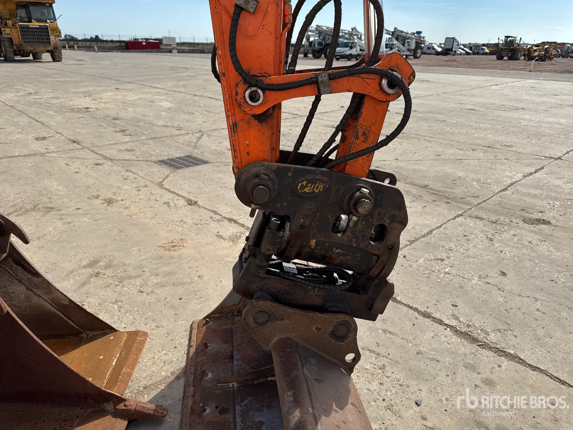 2019 Doosan DX85R-3