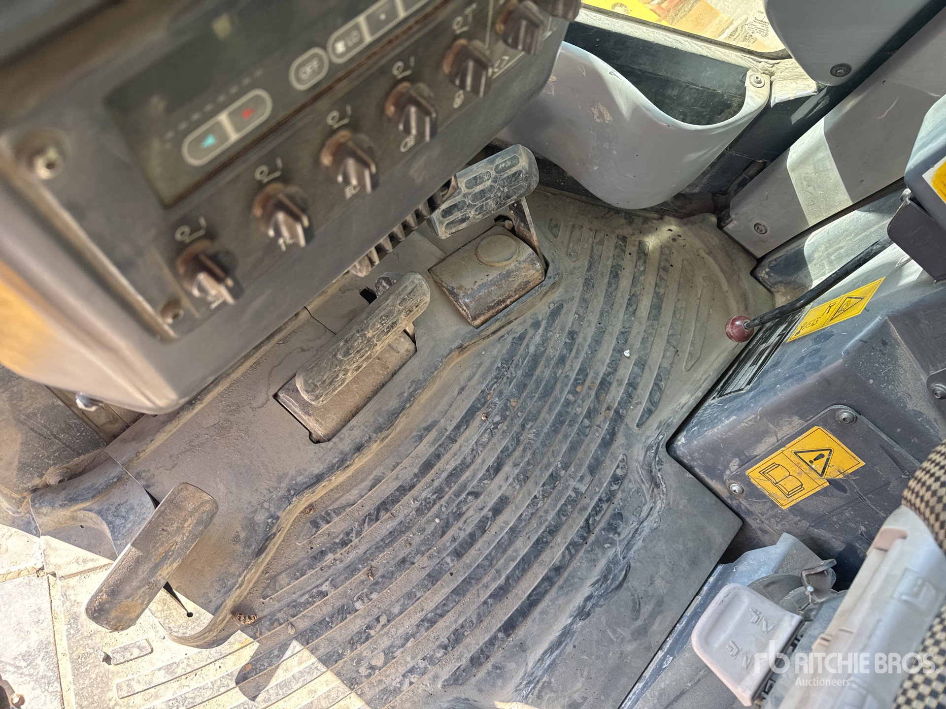 2012 Komatsu D61PX-15E0