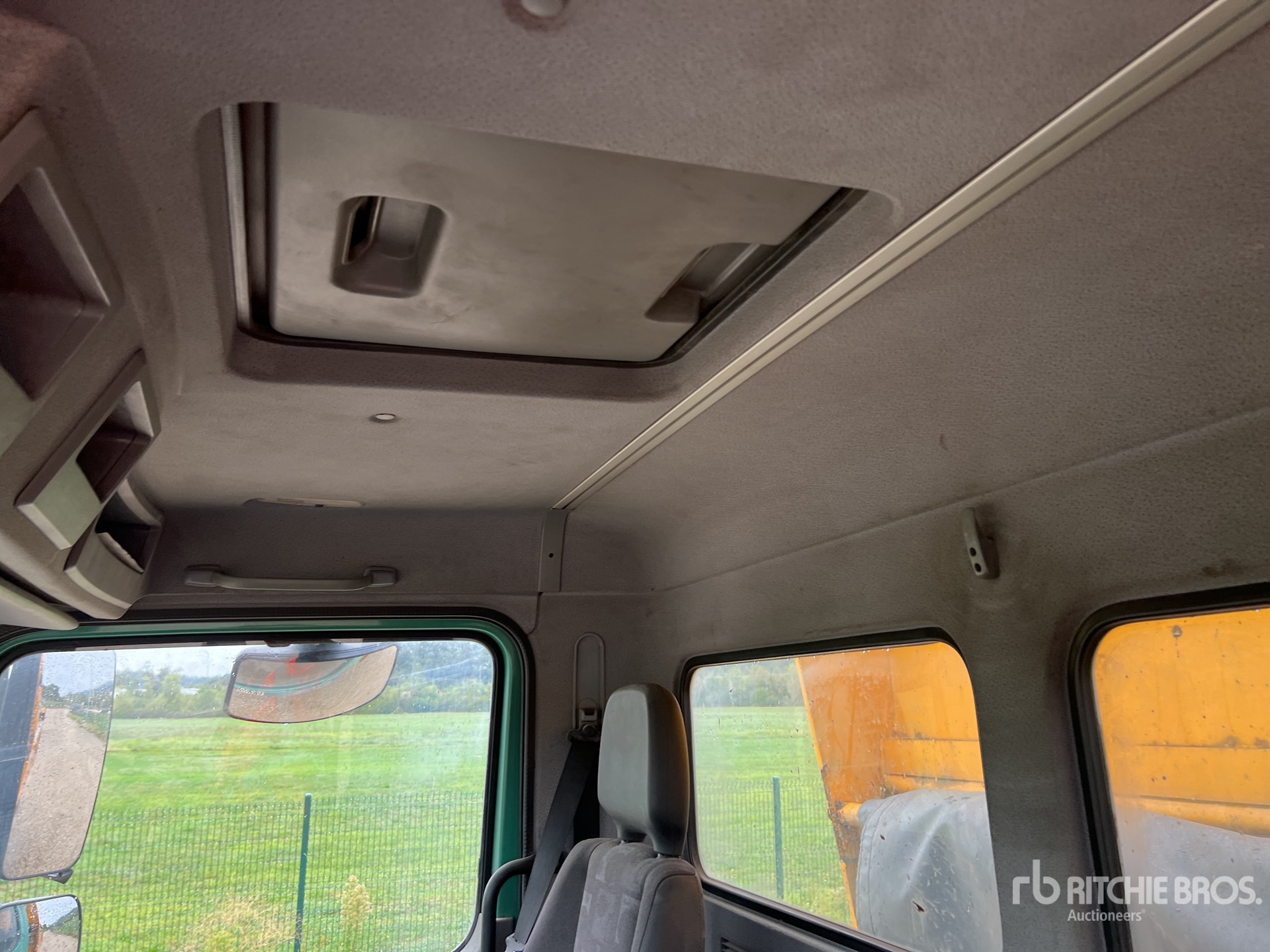 2006 Mercedes-Benz AXOR 1828