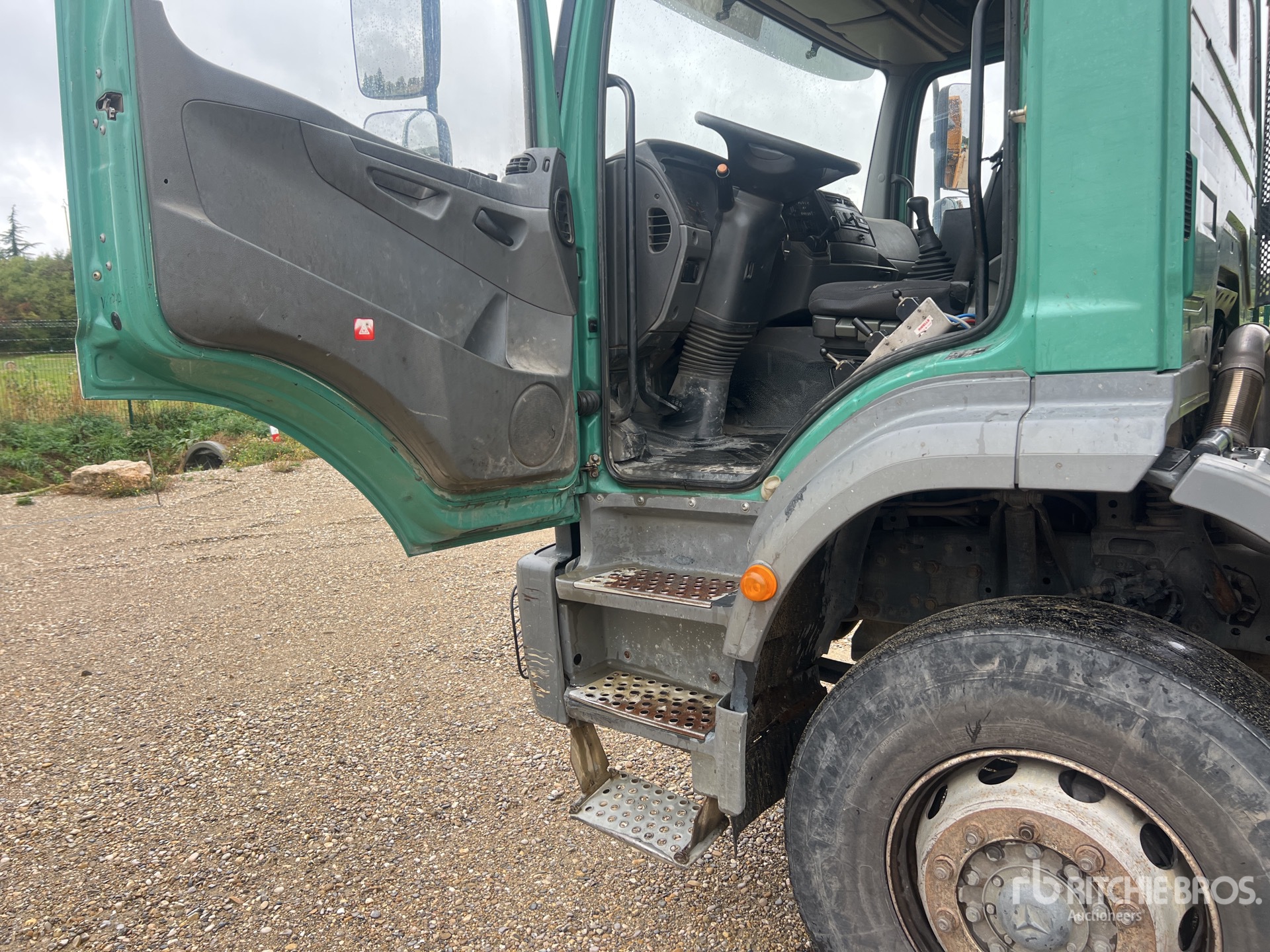 2006 Mercedes-Benz AXOR 1828