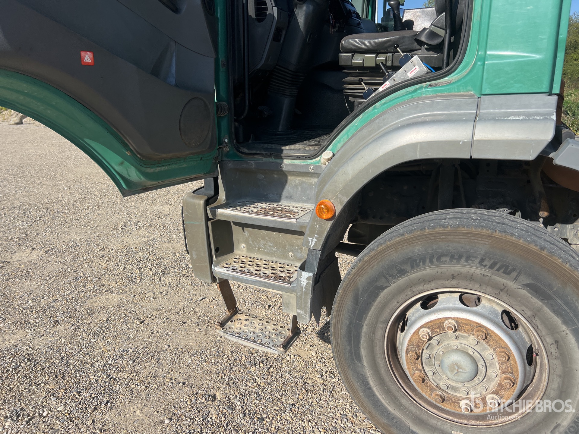 2006 Mercedes-Benz AXOR 1828