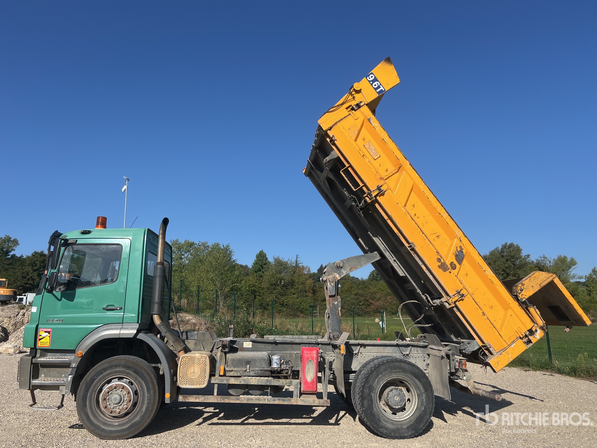 2006 Mercedes-Benz AXOR 1828