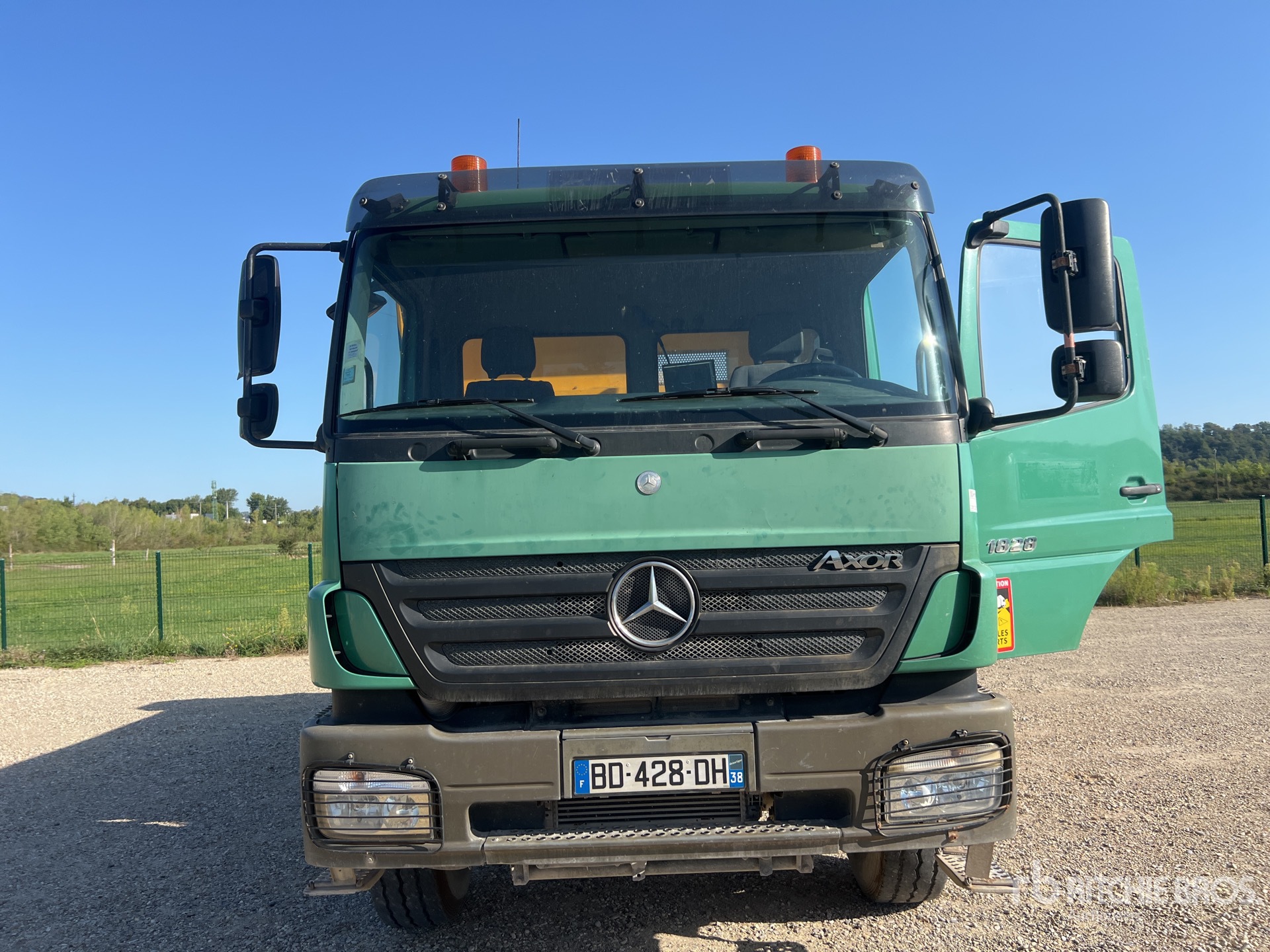 2006 Mercedes-Benz AXOR 1828