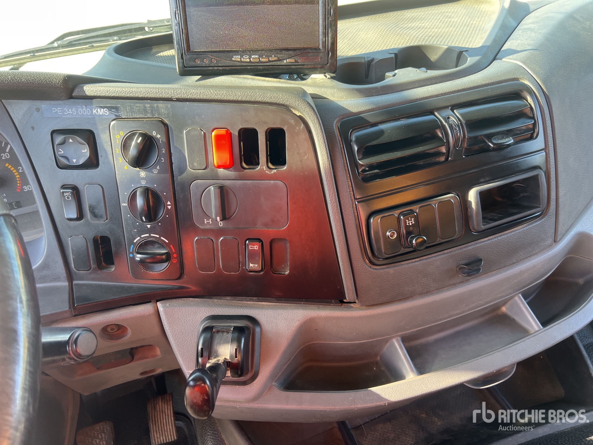 2006 Mercedes-Benz AXOR 1828