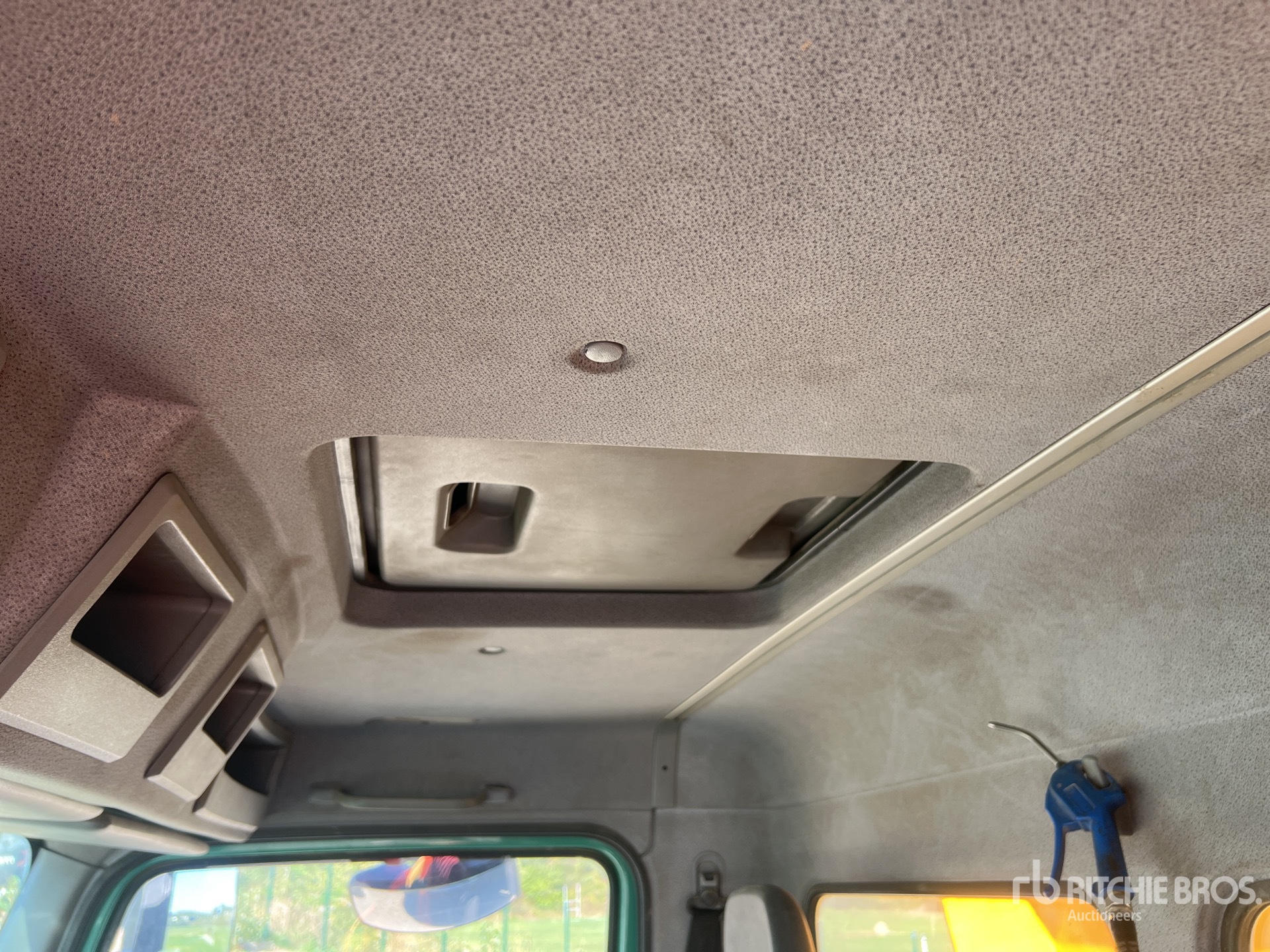 2006 Mercedes-Benz AXOR 1828