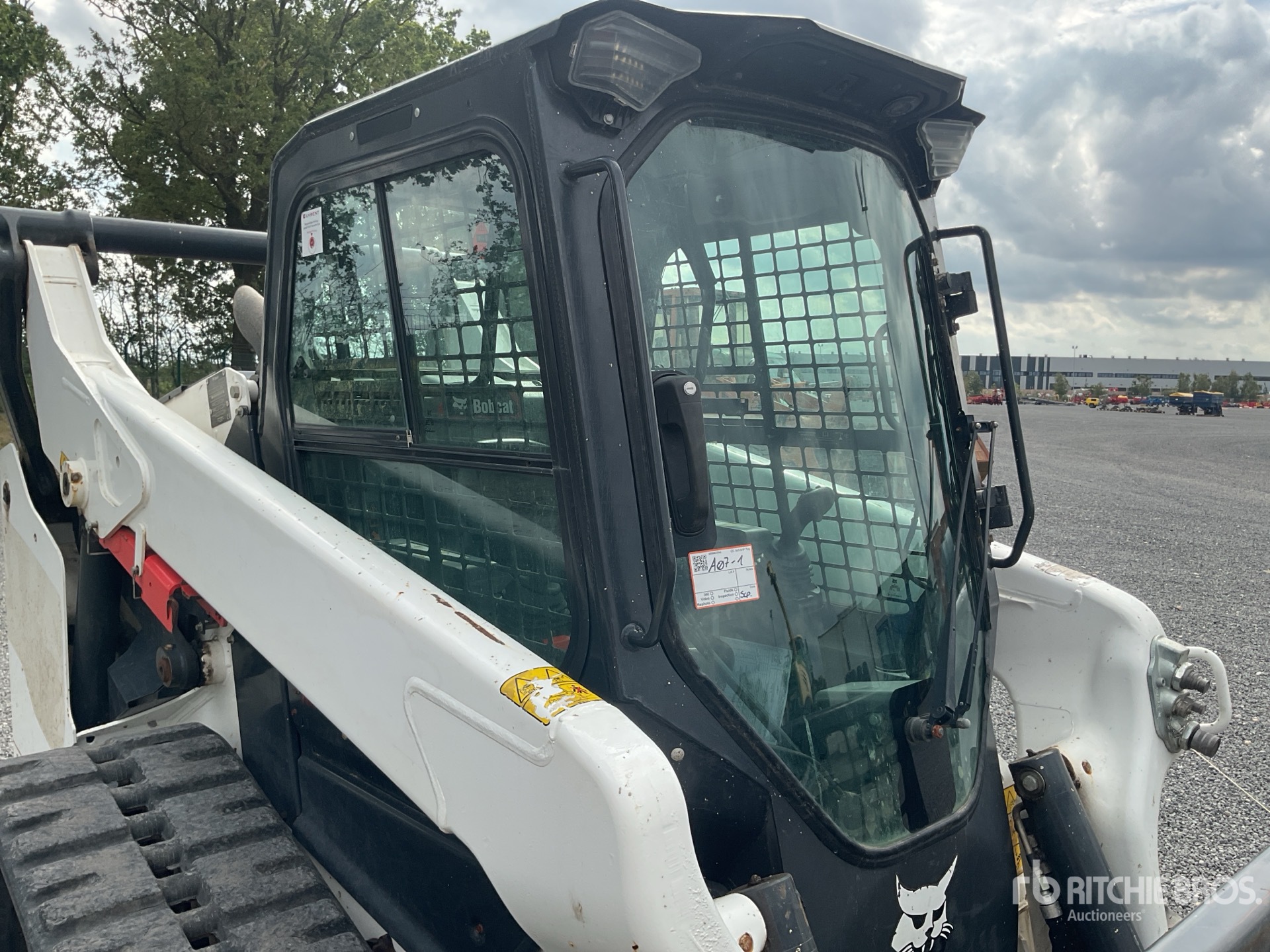 2022 Bobcat T76