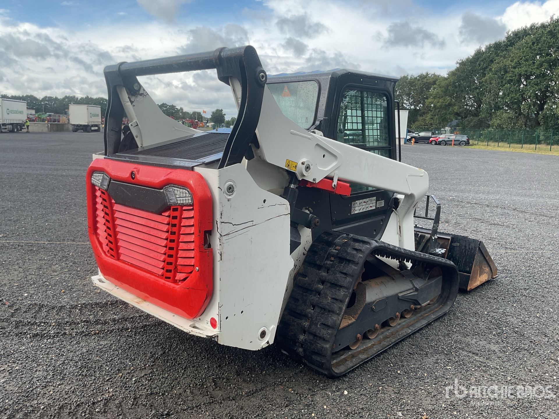 2022 Bobcat T76