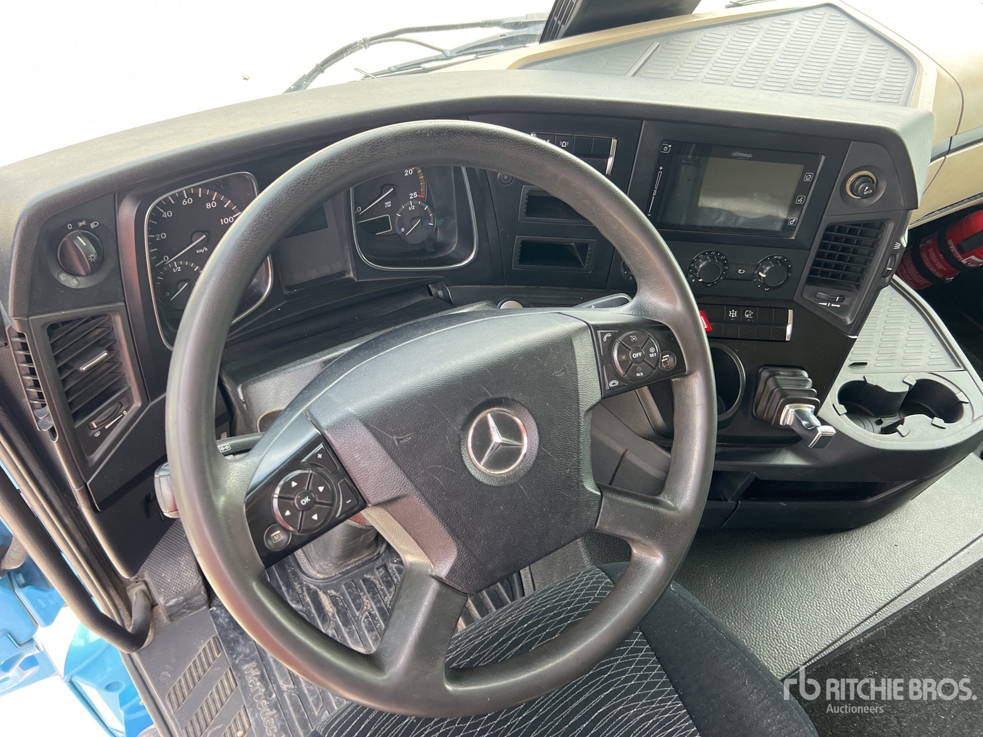 2019 Mercedes-Benz ACTROS 1853