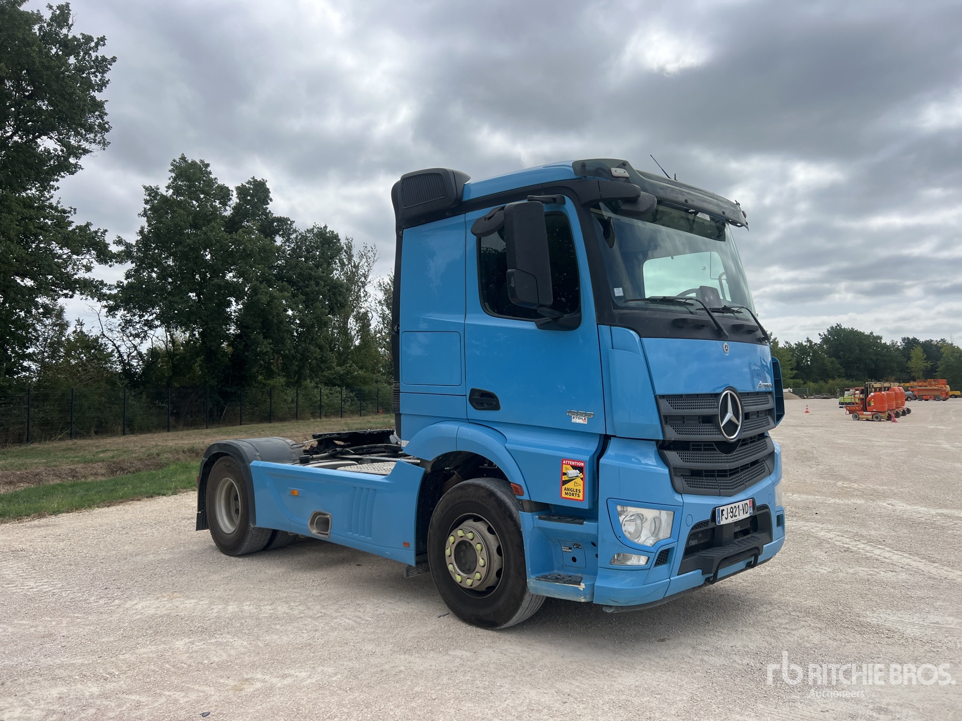 2019 Mercedes-Benz ACTROS 1853