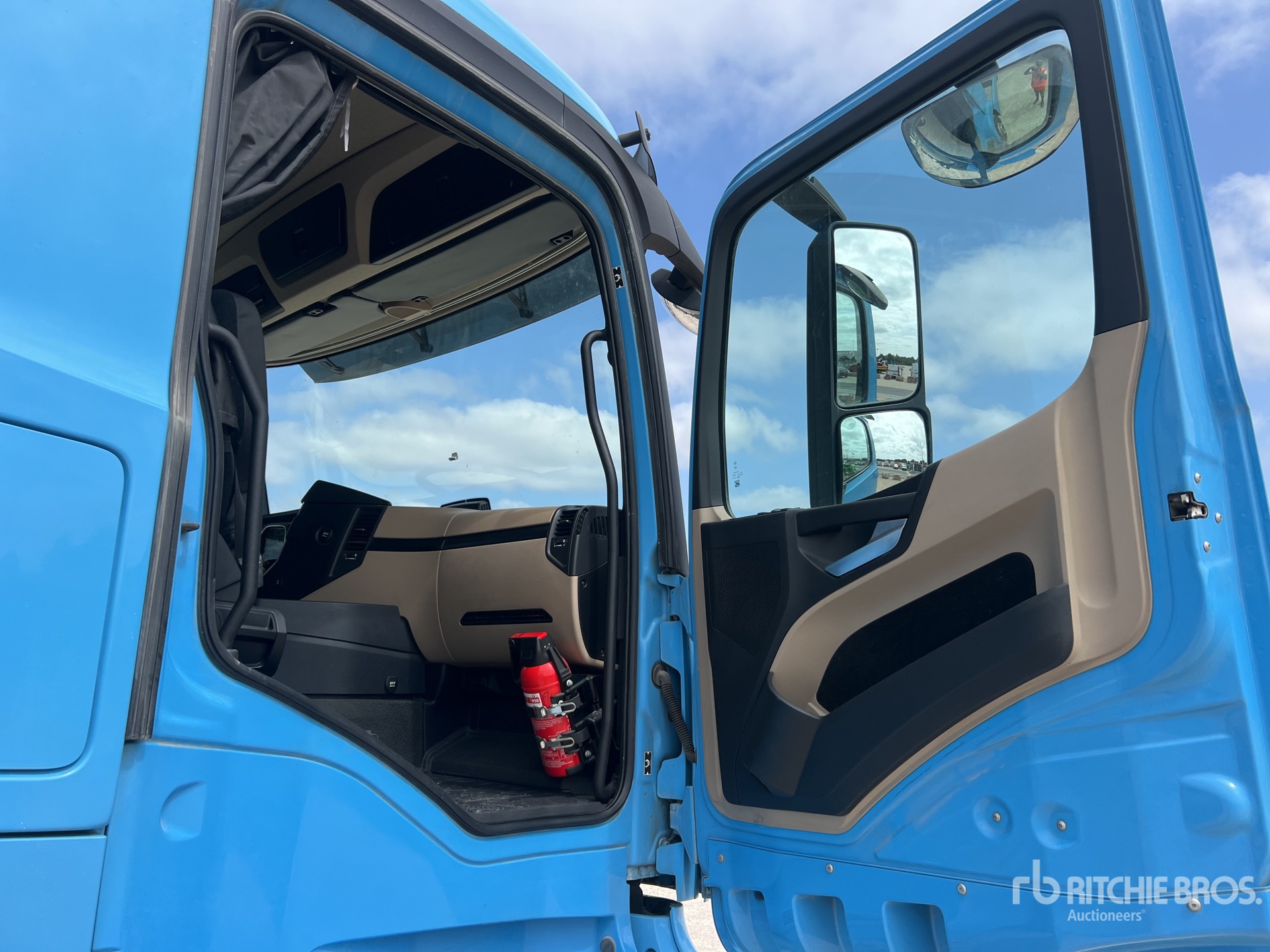 2019 Mercedes-Benz ACTROS 1853