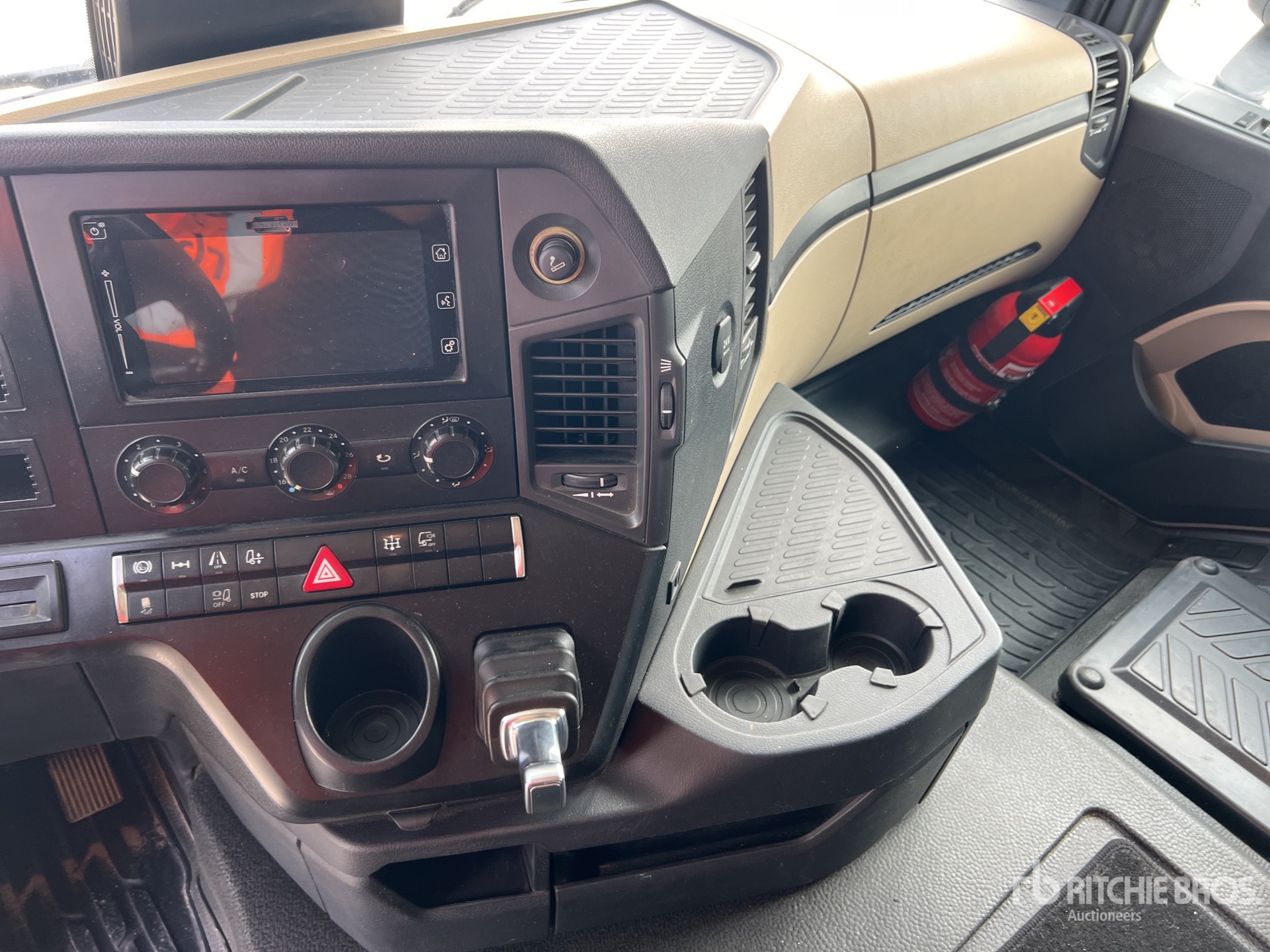 2019 Mercedes-Benz ACTROS 1853
