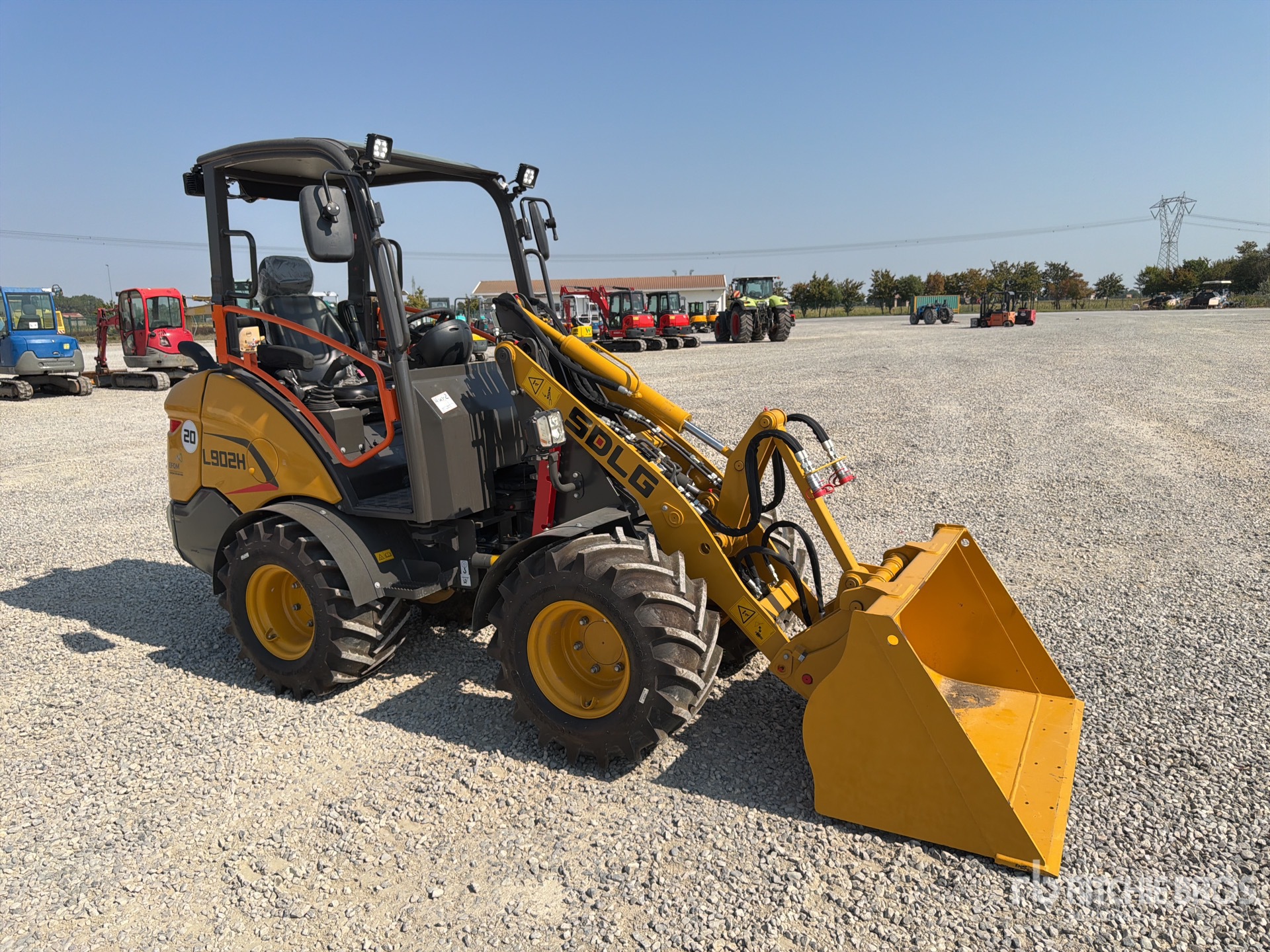 2025 Sdlg L902H