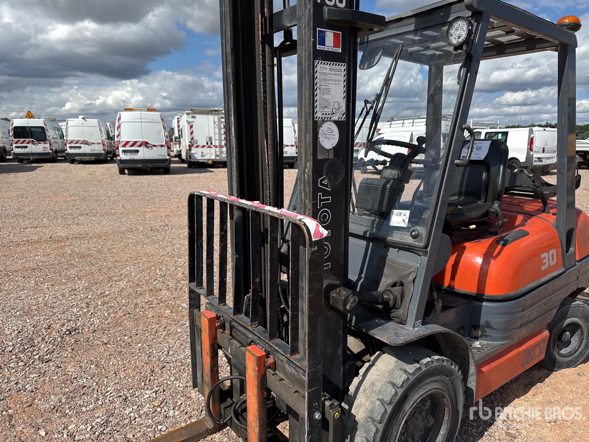 1999 Toyota 02-6FGF30