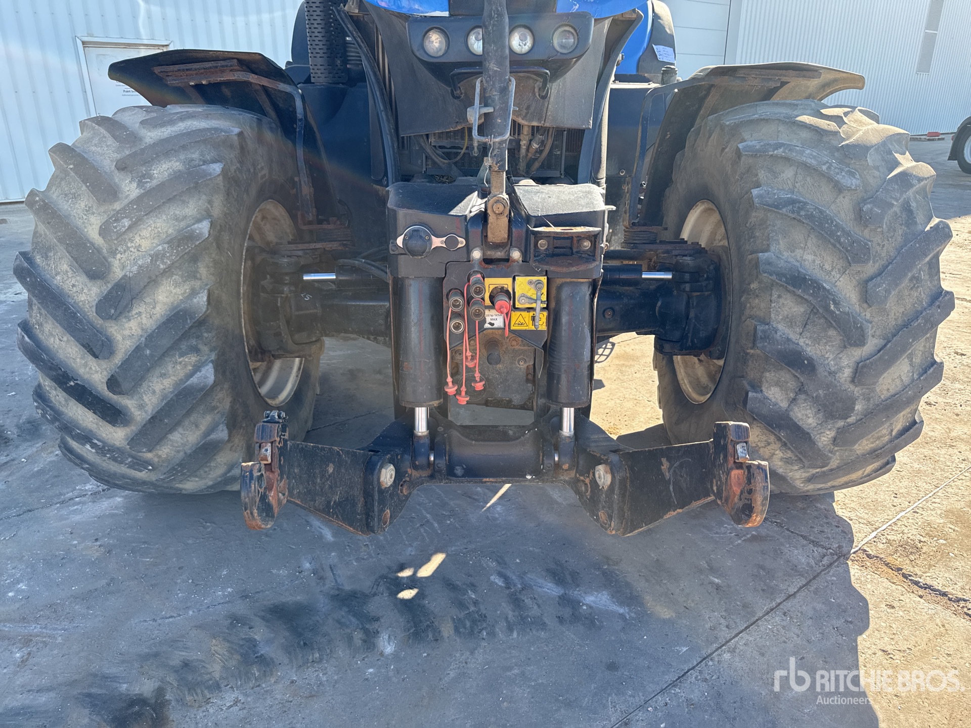 2012 New Holland T8.330