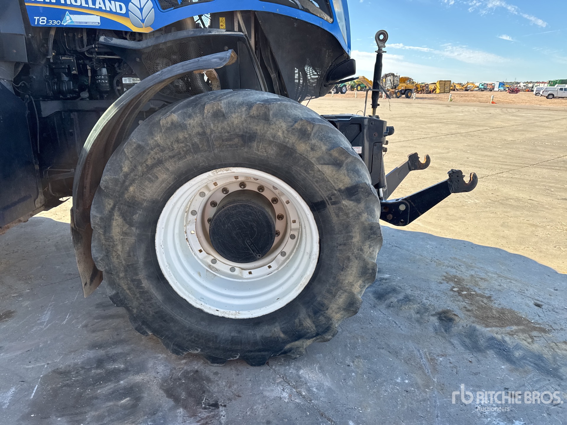 2012 New Holland T8.330