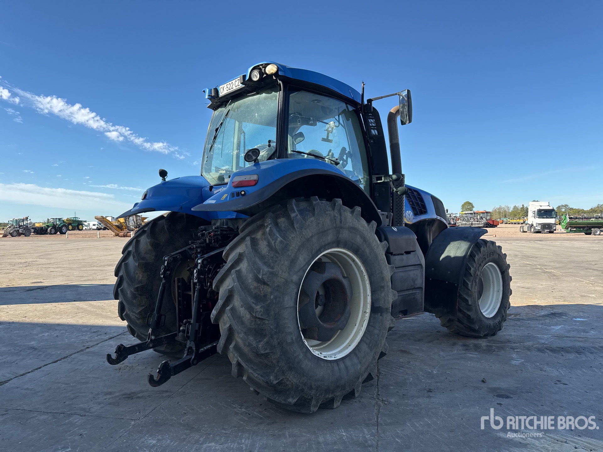 2012 New Holland T8.330