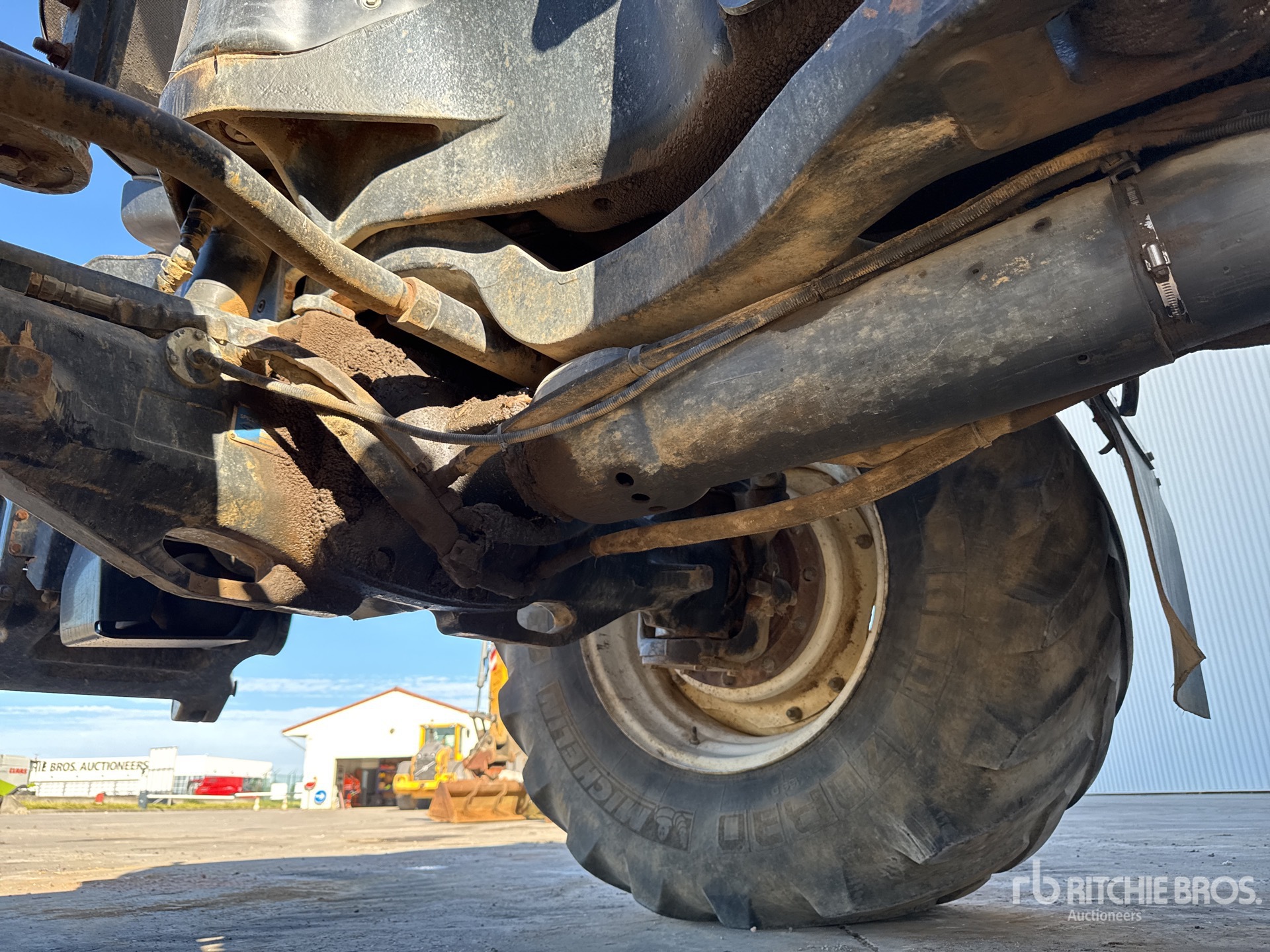 2012 New Holland T8.330
