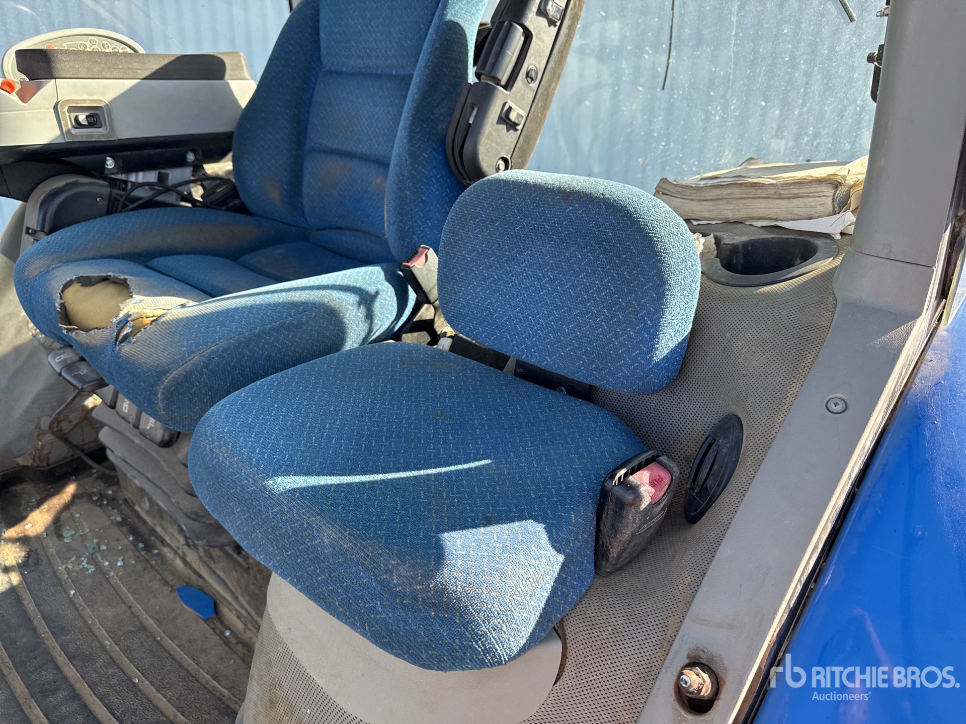 2012 New Holland T8.330