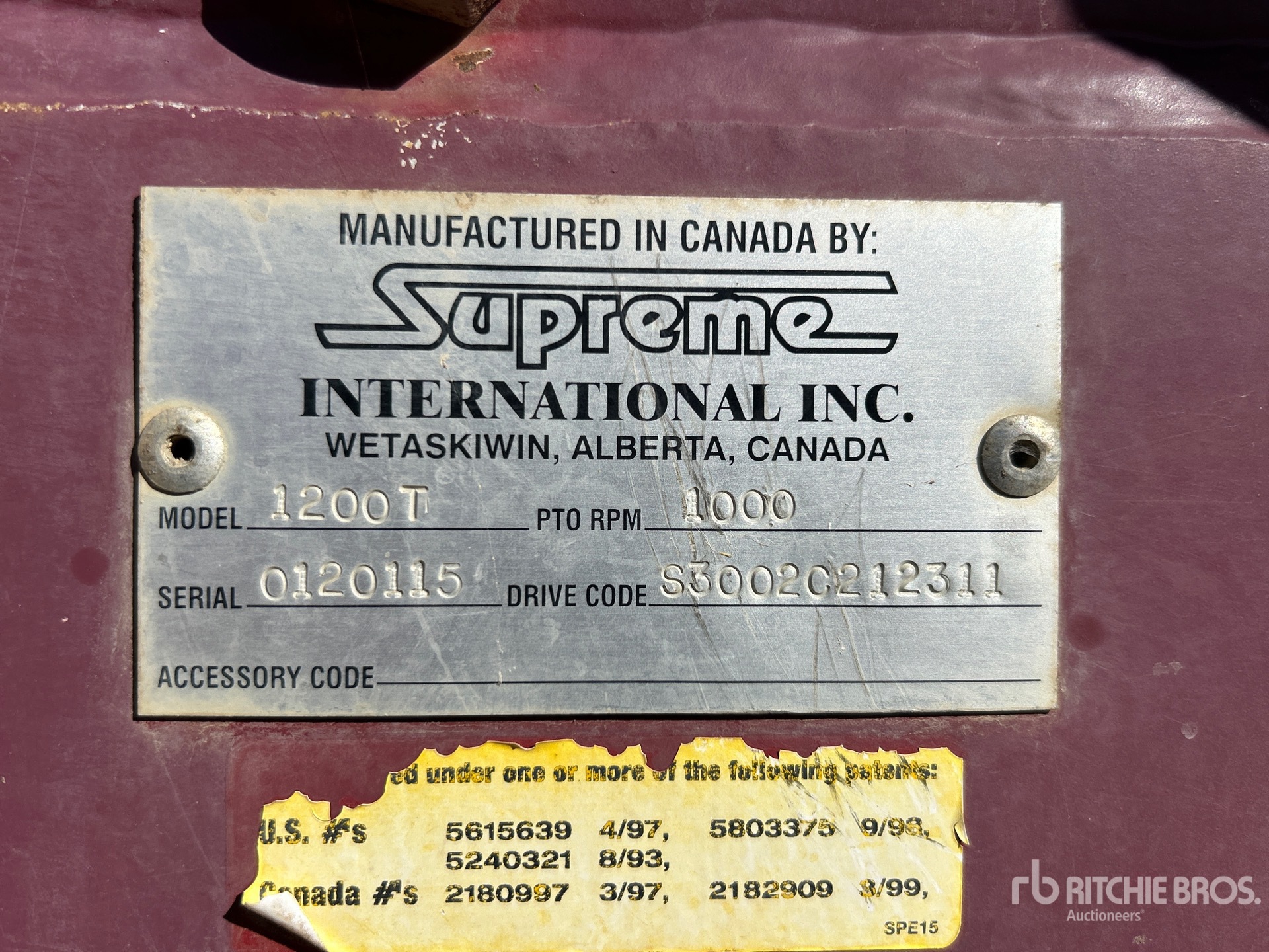 Supreme INTERNATIONAL 1