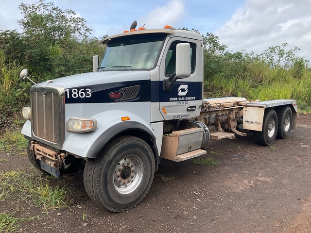 2017 (unverified) Peterbilt 6x4 Mixer Truck